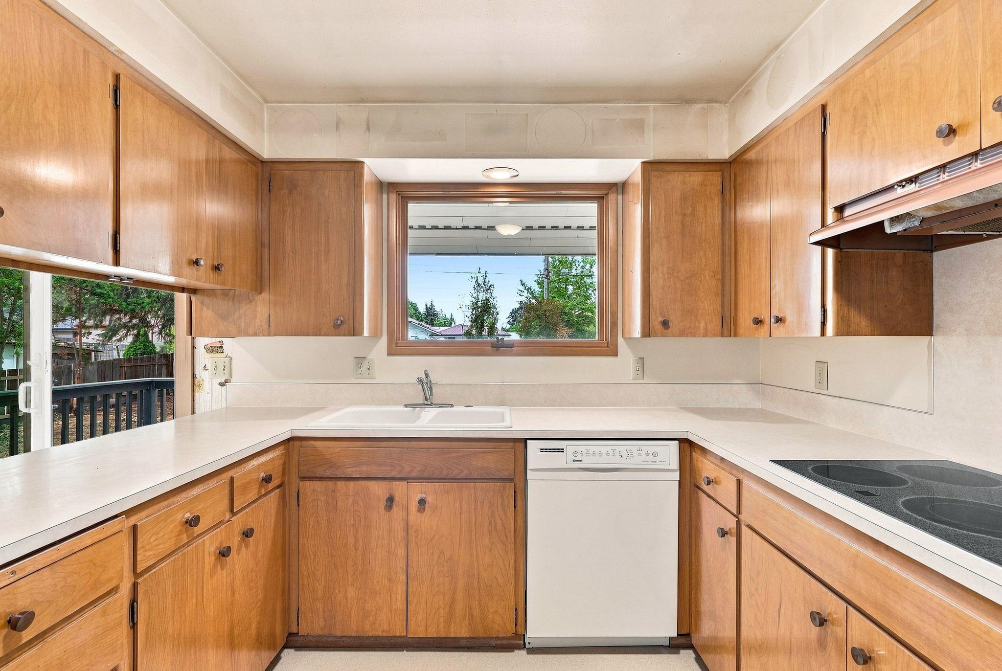 2639 E 39th Ave - Photo 12