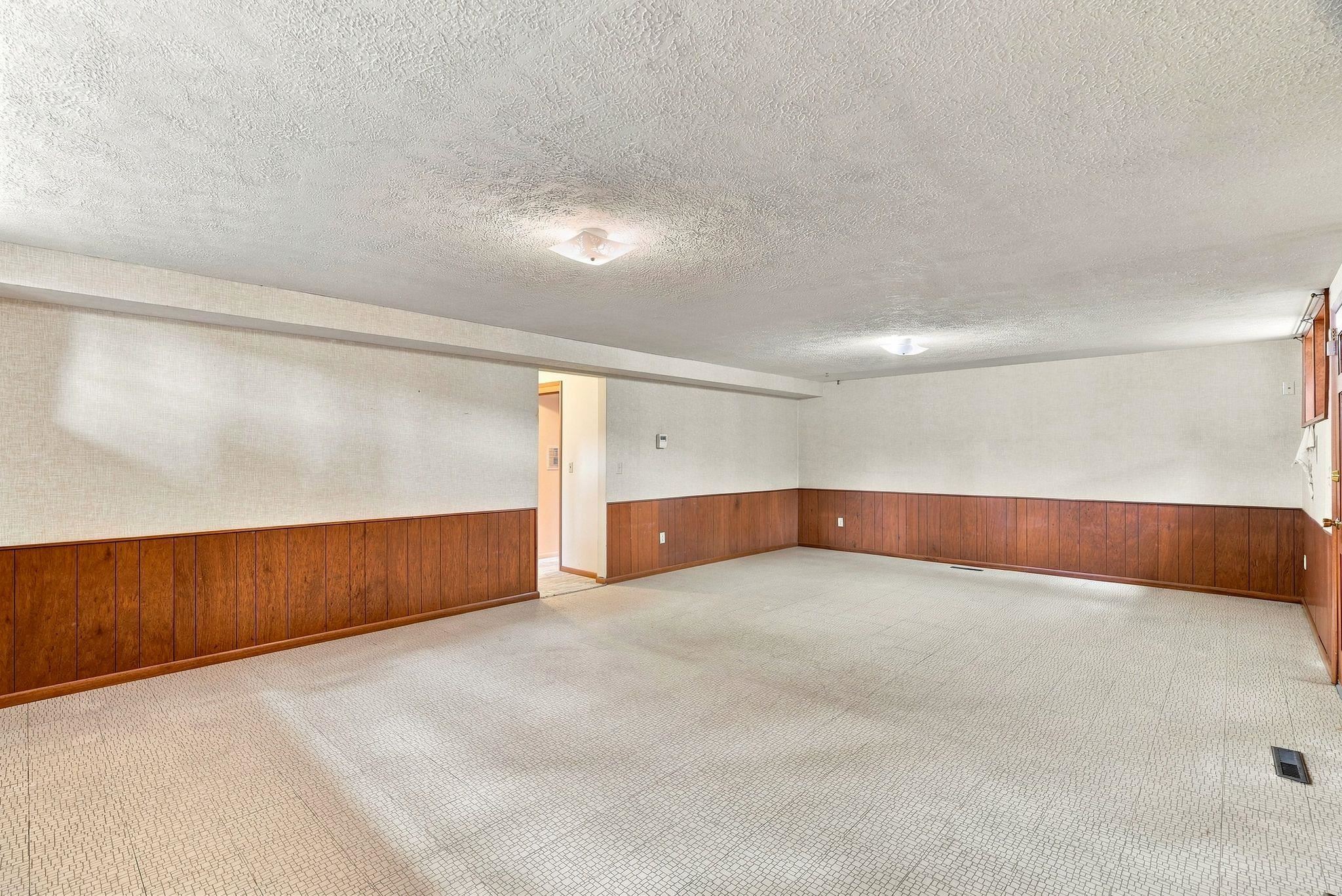 2639 E 39th Ave - Photo 26
