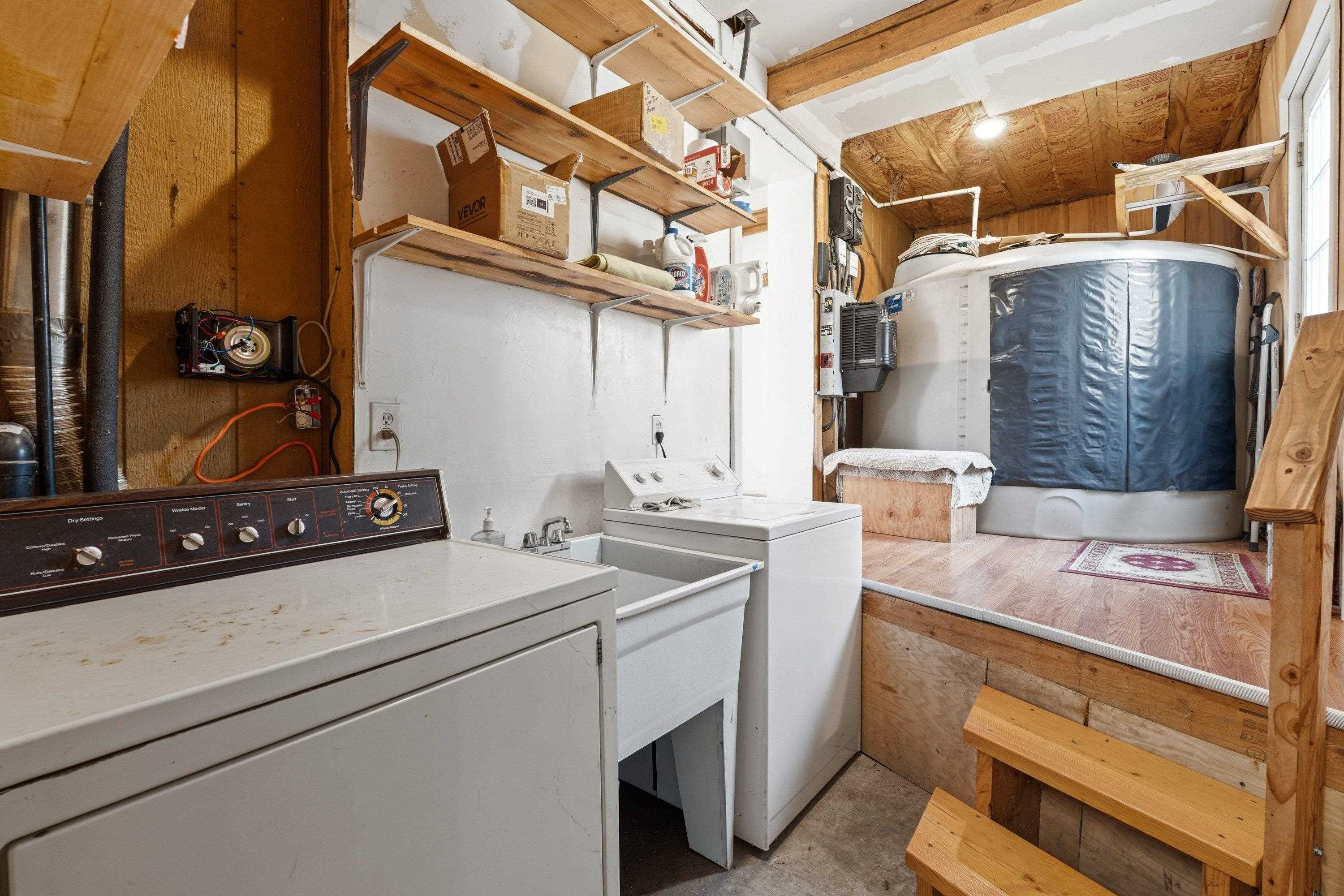 6885 Cummings Way - Photo 24