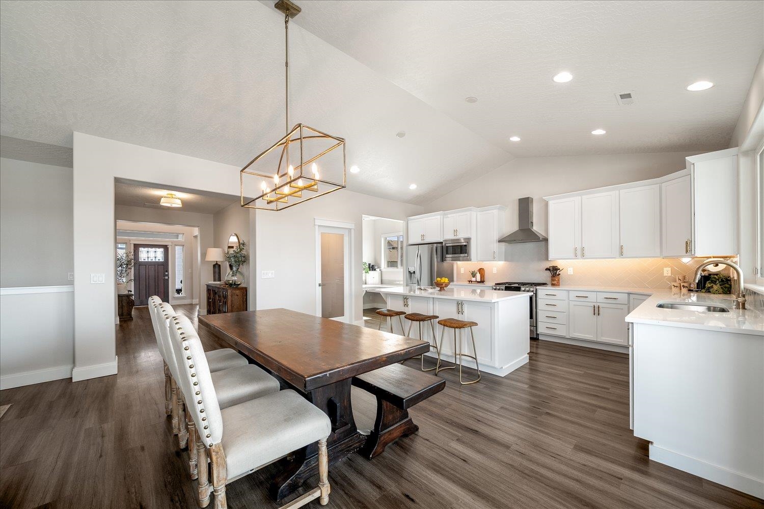 19610 E Ellie Mae Ave - Photo 6