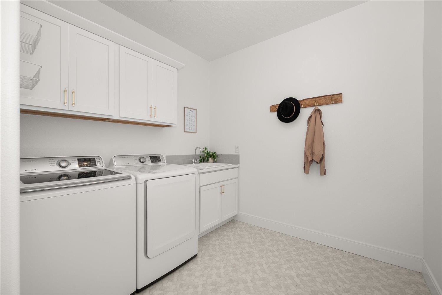 19610 E Ellie Mae Ave - Photo 22