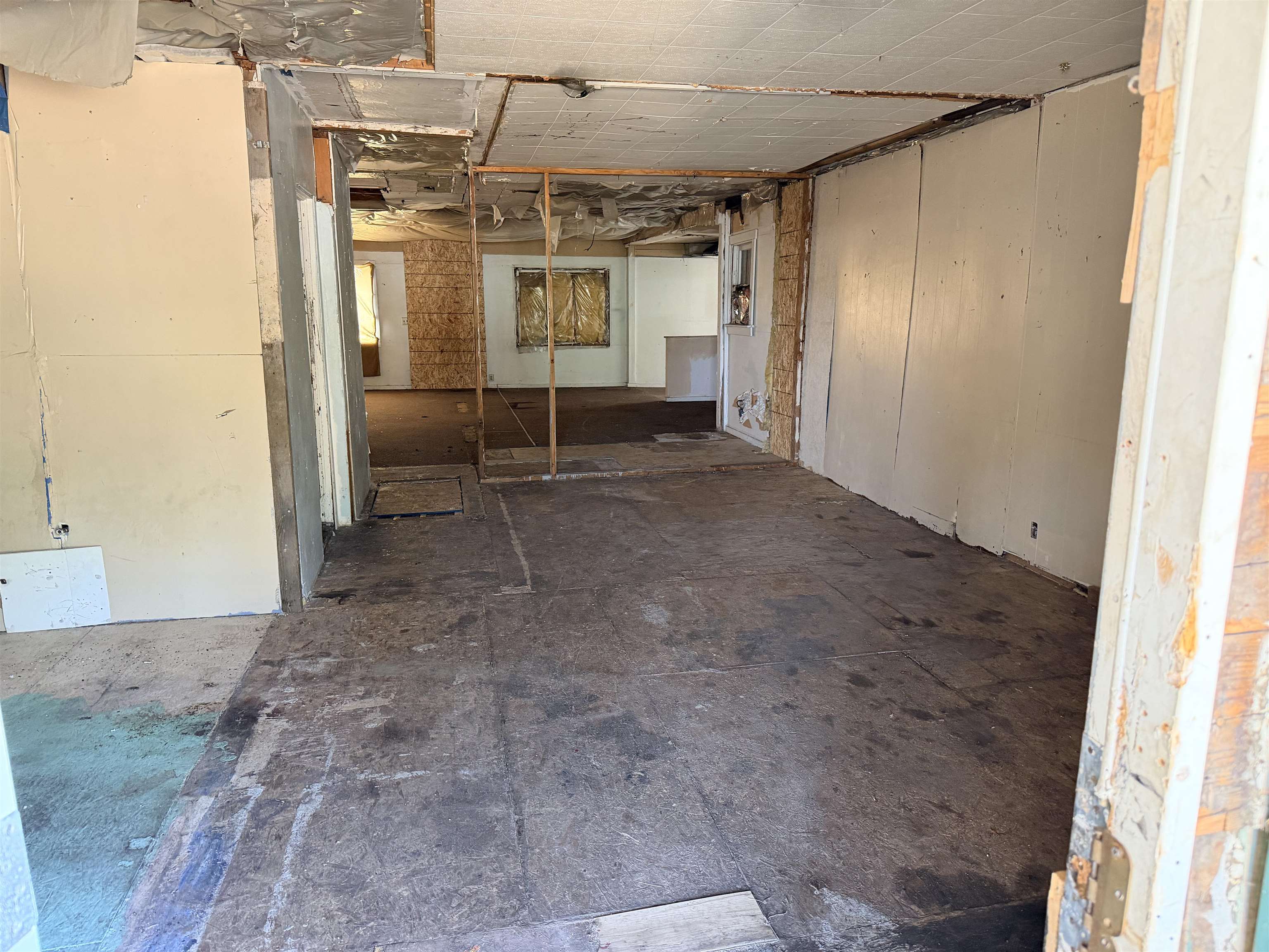 13028 W Sunset Hwy - Photo 3