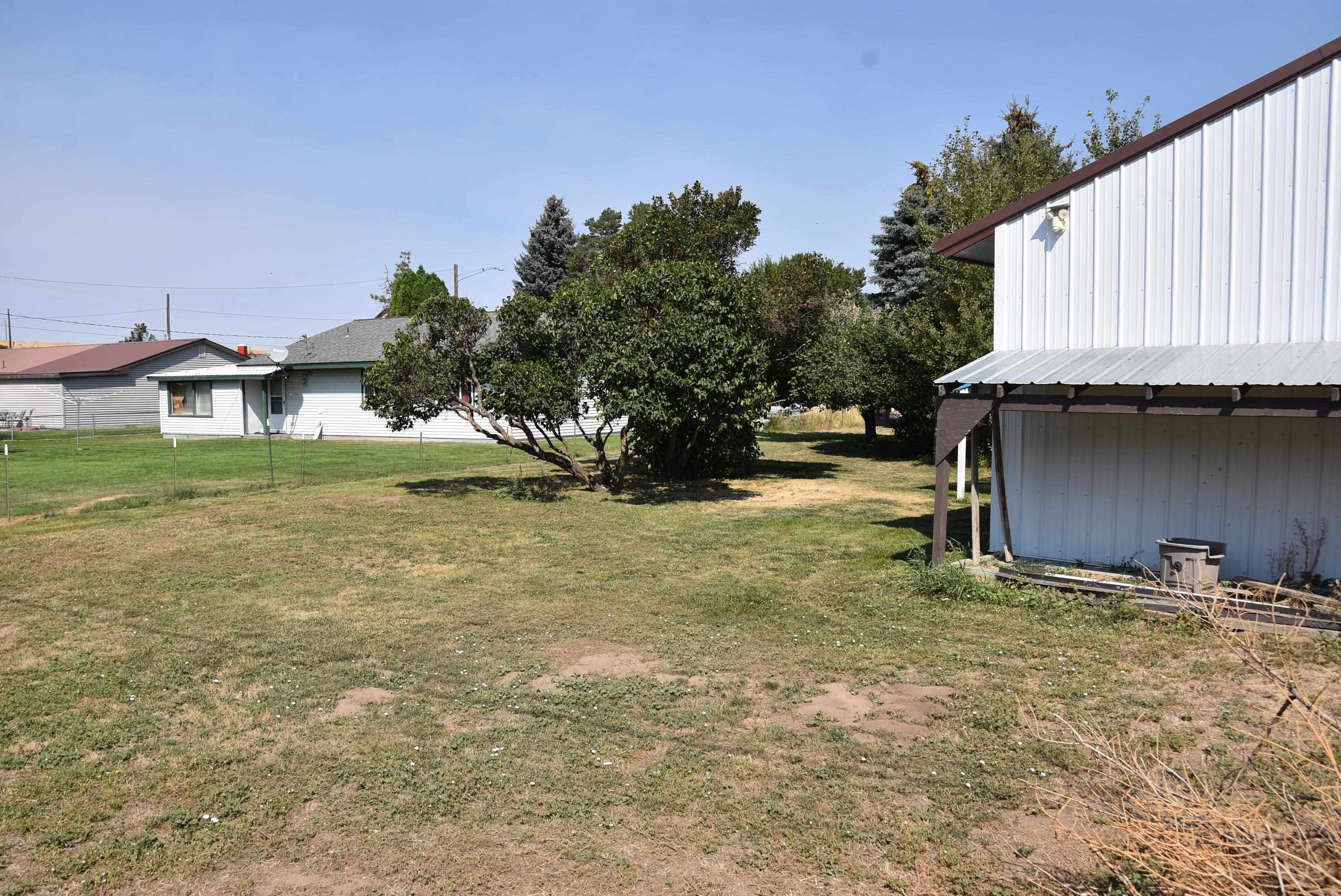 434 NE North Ave - Photo 32