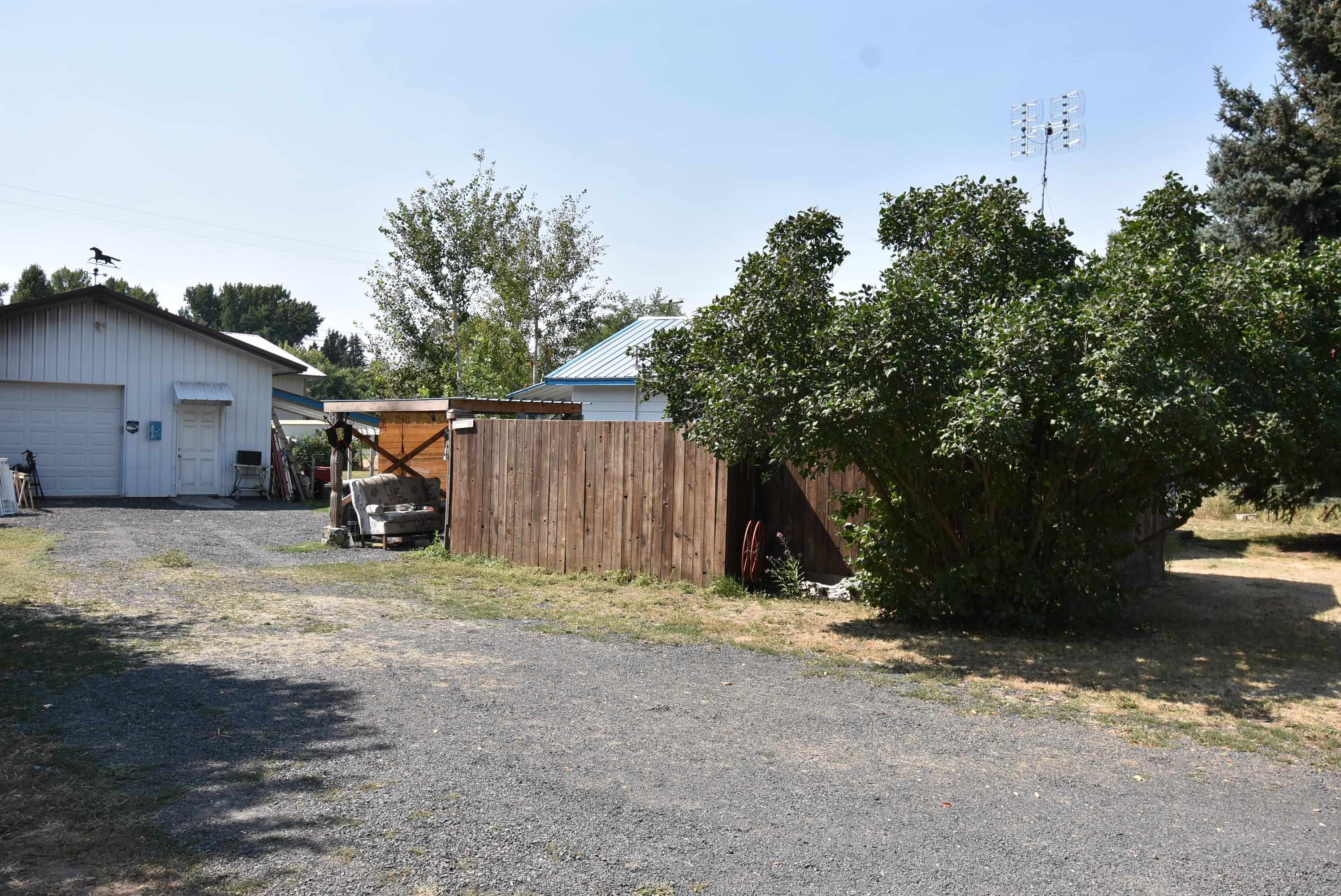 434 NE North Ave - Photo 34