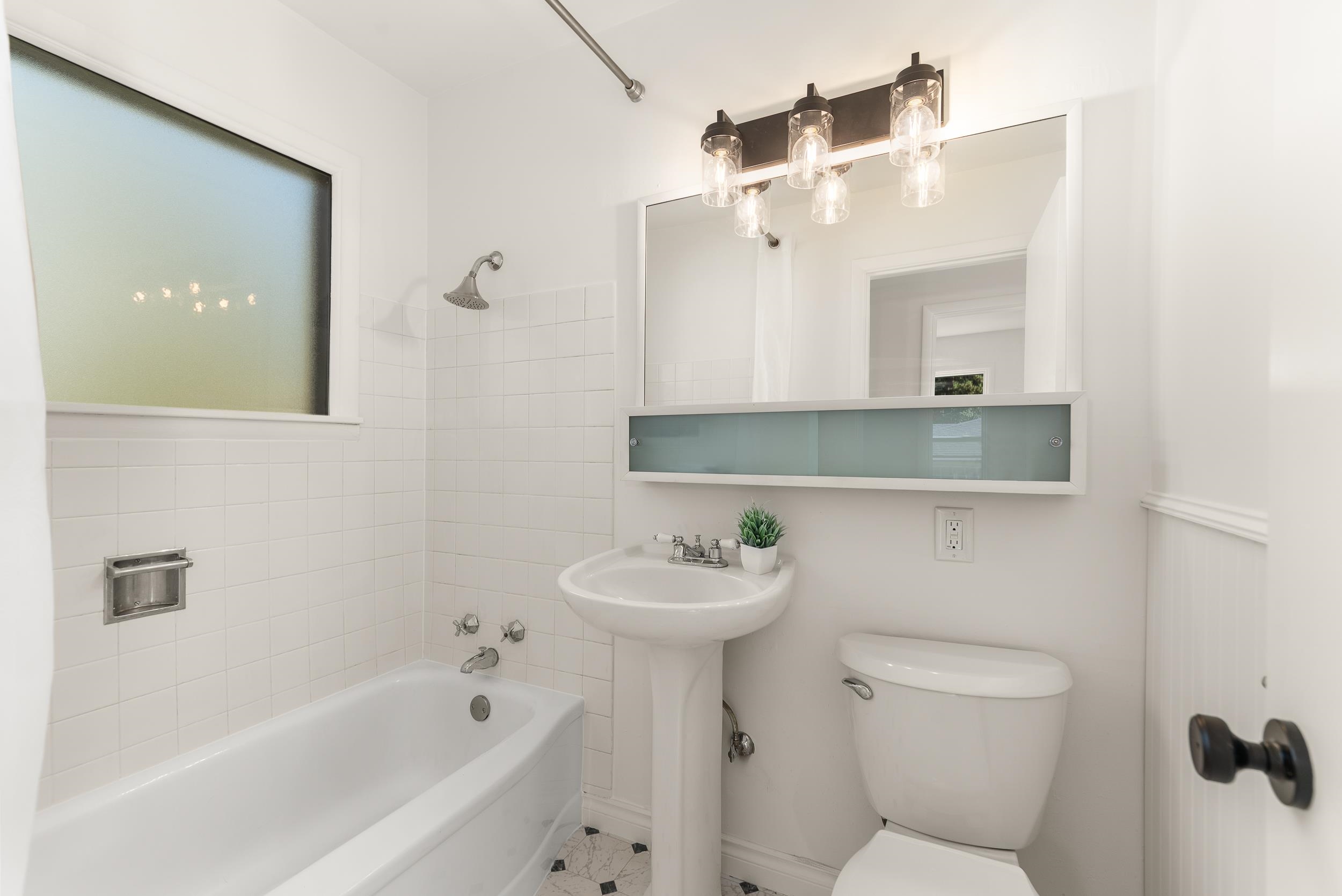 9817 N Colfax Rd - Photo 9
