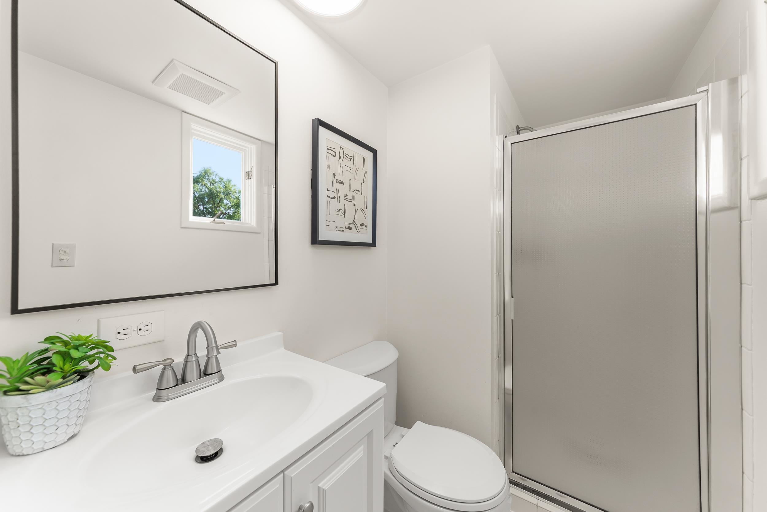 9817 N Colfax Rd - Photo 11