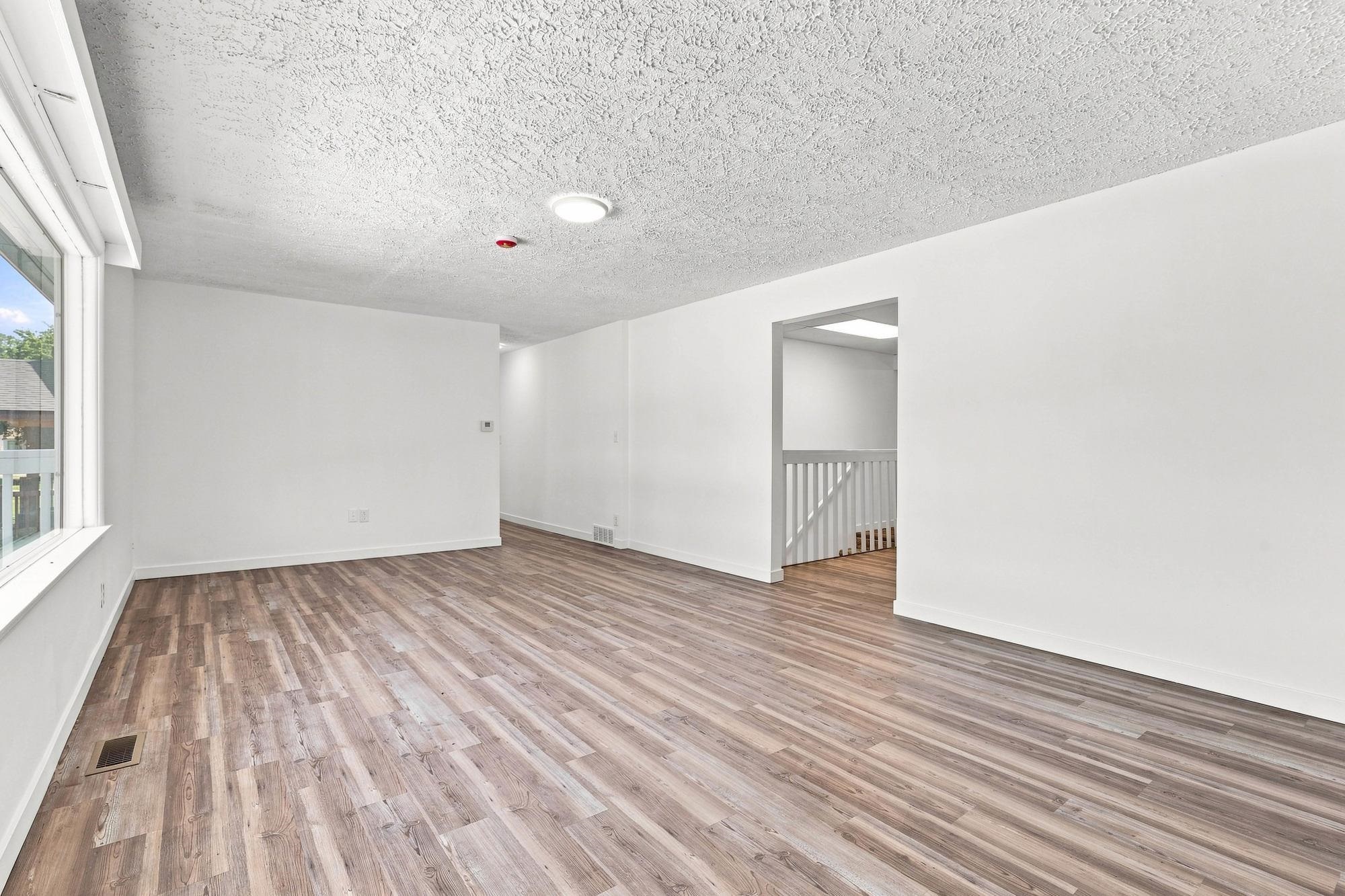 1708 E Wabash Ave - Photo 3