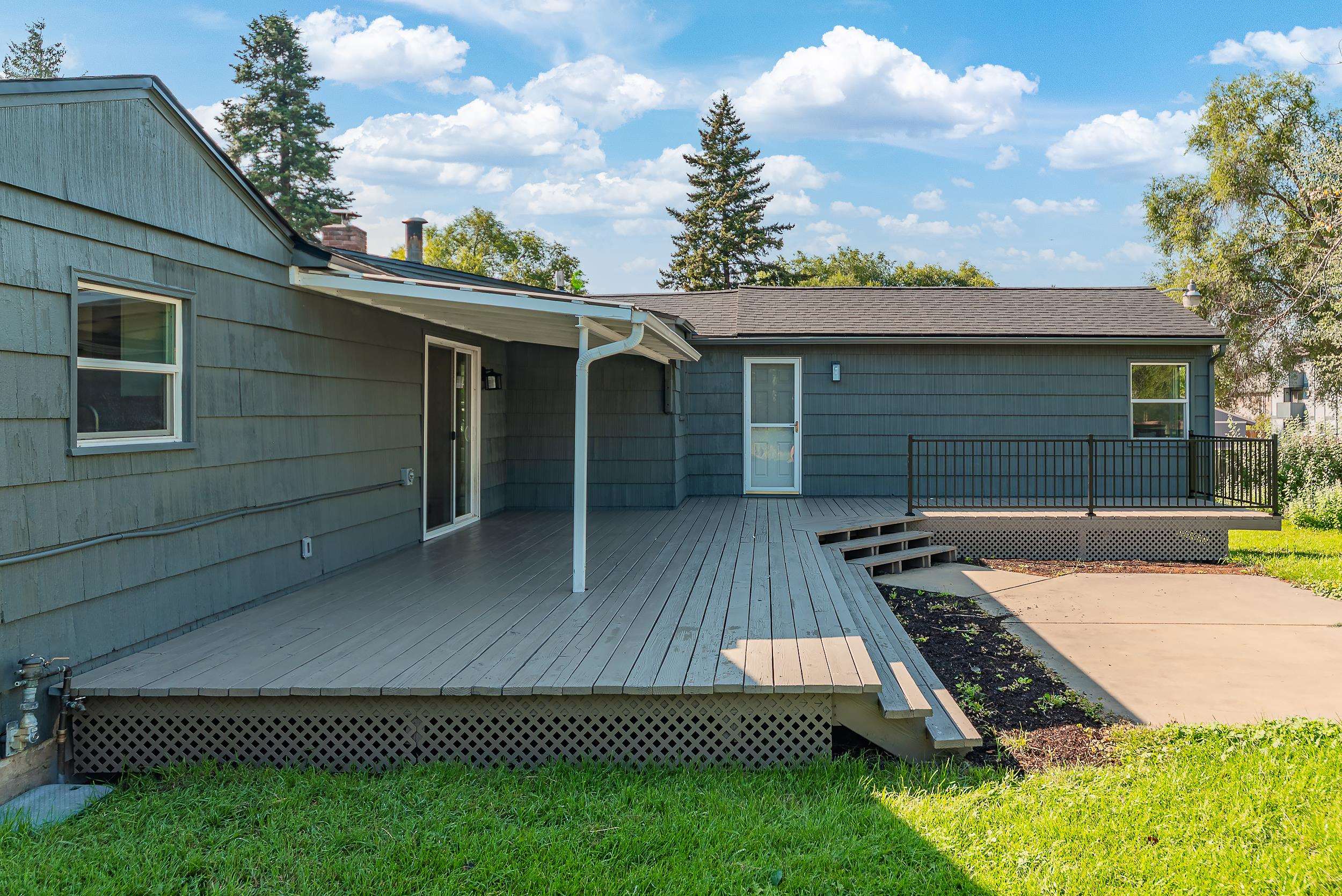 9817 N Colfax Rd - Photo 15