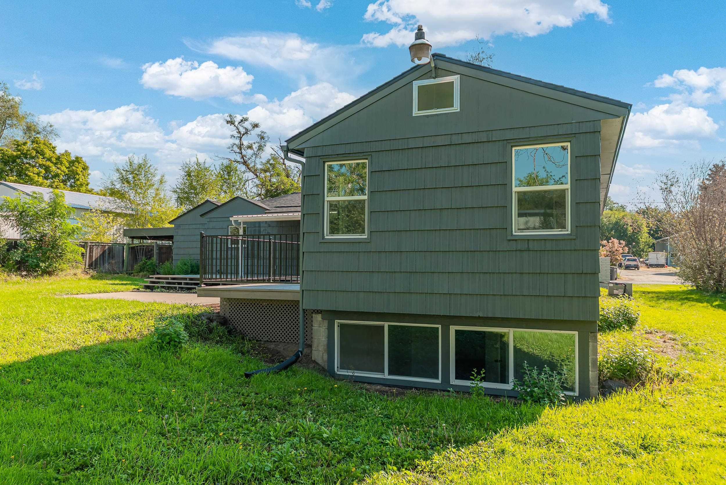 9817 N Colfax Rd - Photo 46