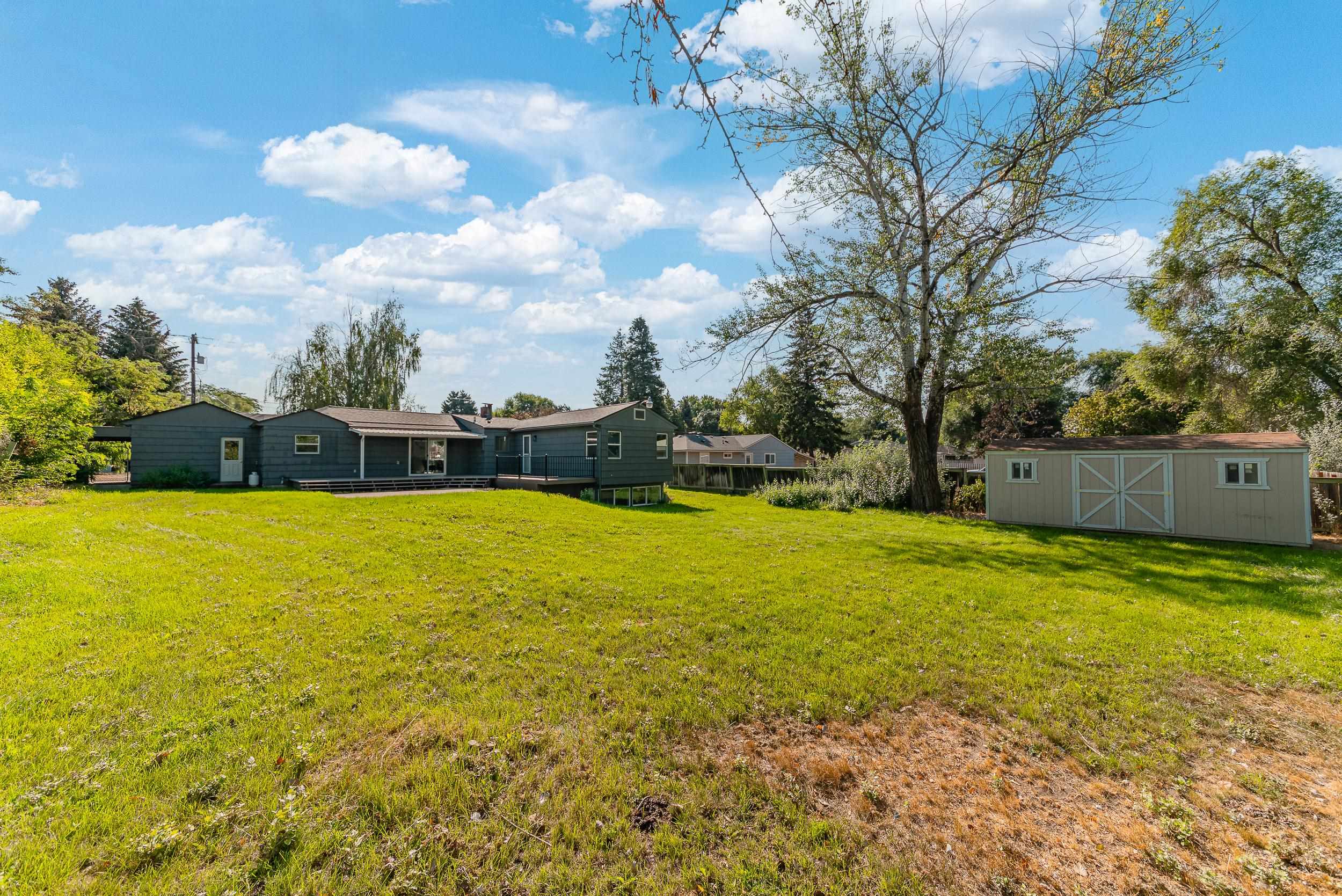9817 N Colfax Rd - Photo 48