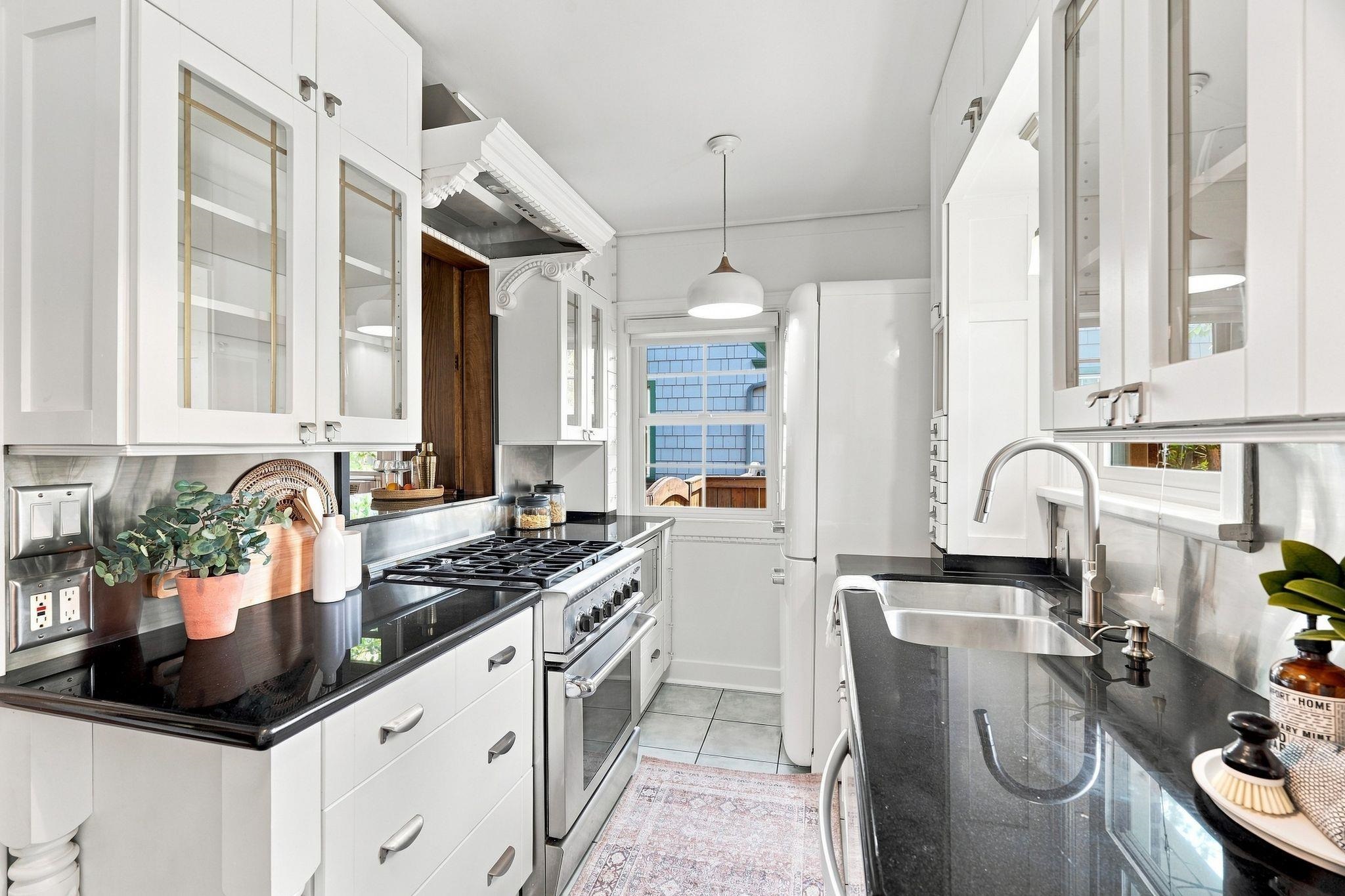 607 W 26th Ave - Photo 8