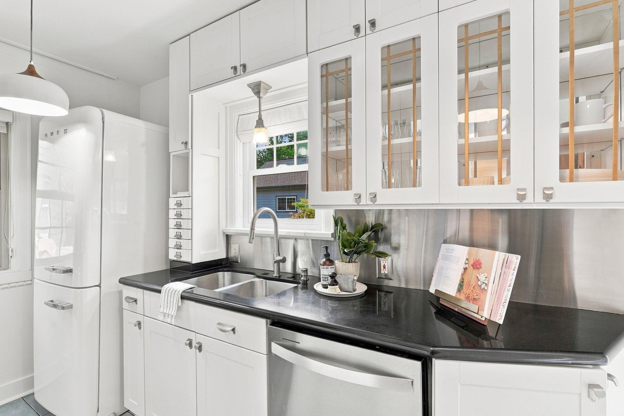 607 W 26th Ave - Photo 12