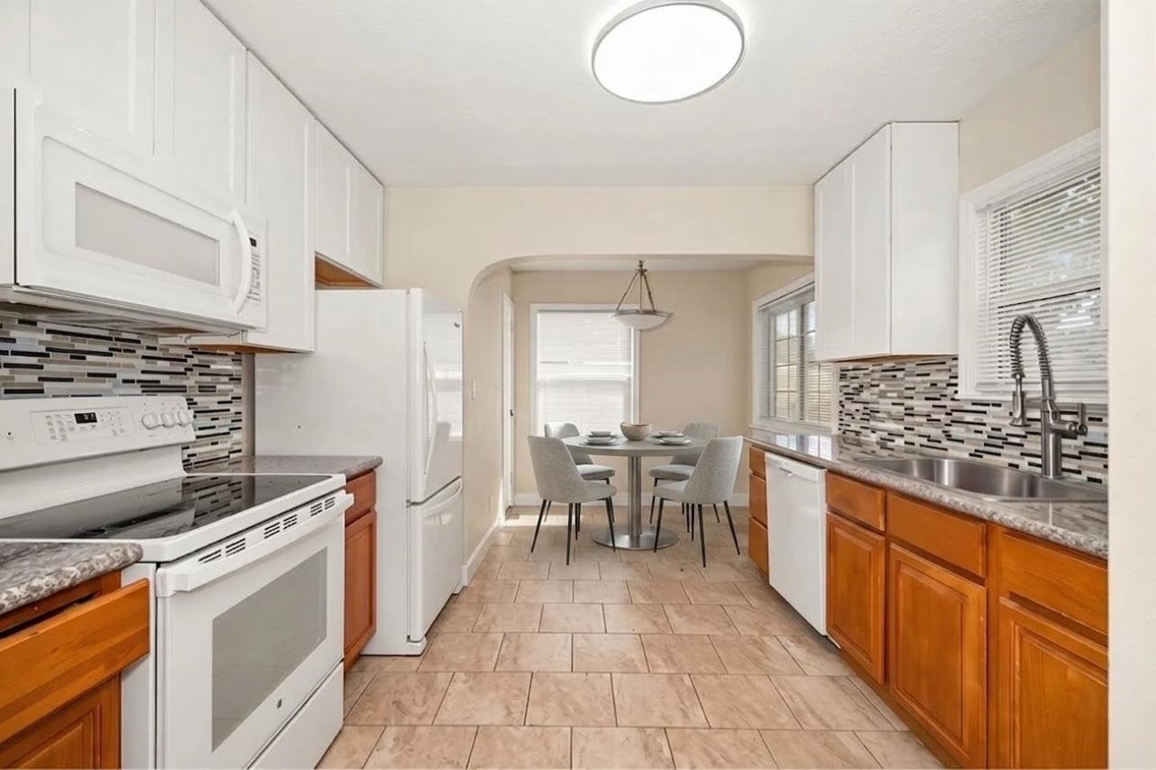 2725 E Nora Ave - Photo 8