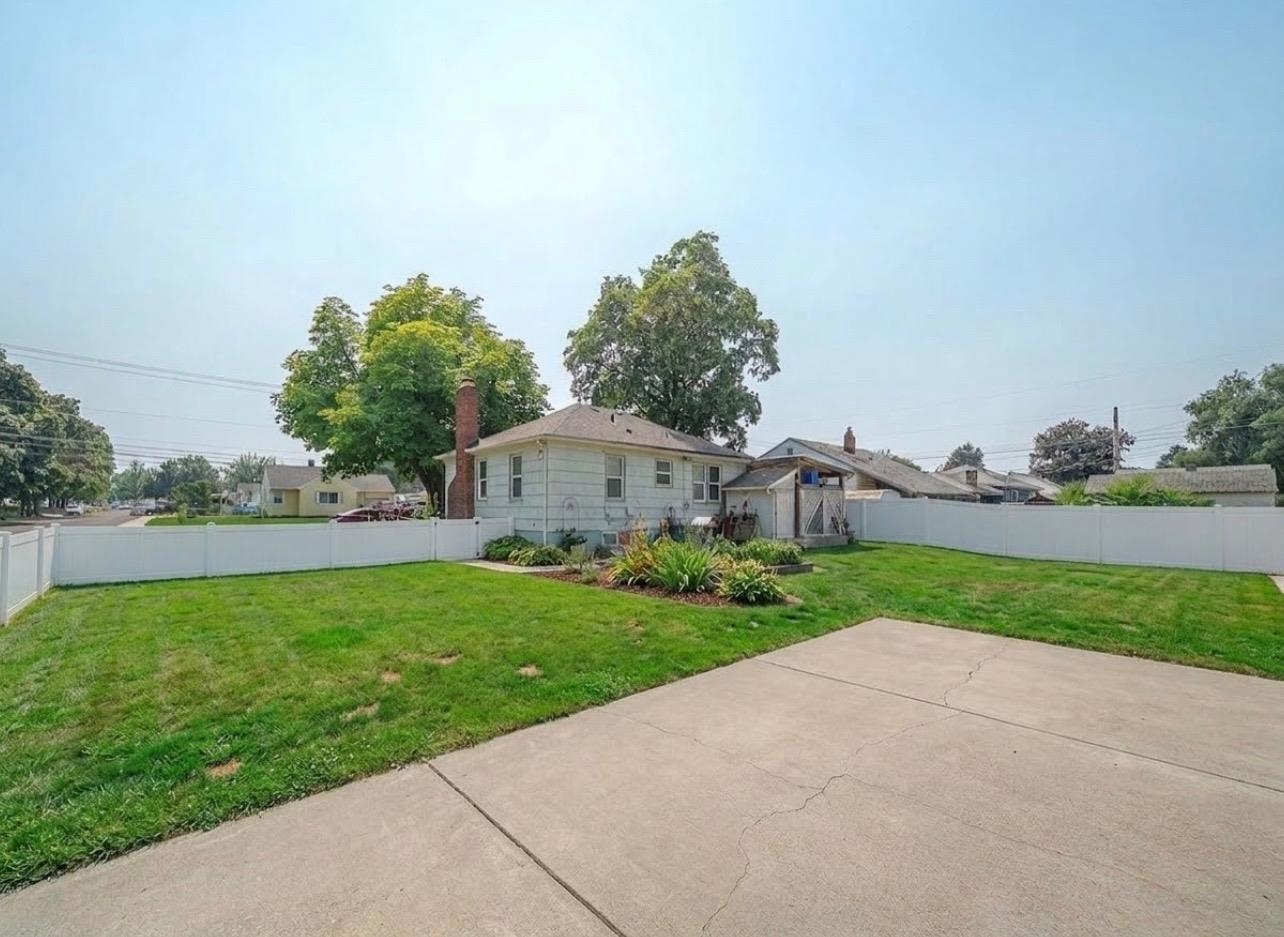 2725 E Nora Ave - Photo 28