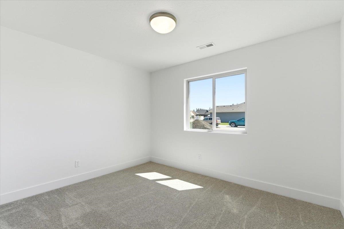 1207 N Layton Ave - Photo 23