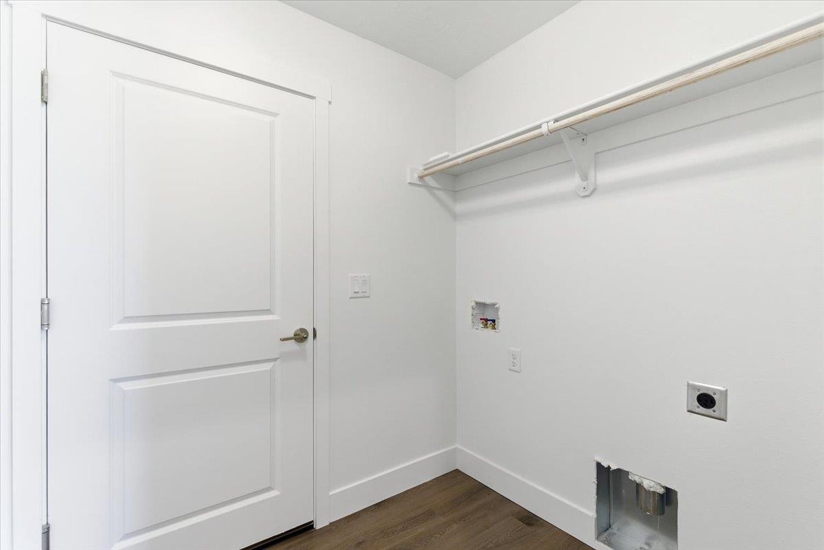 1207 N Layton Ave - Photo 25