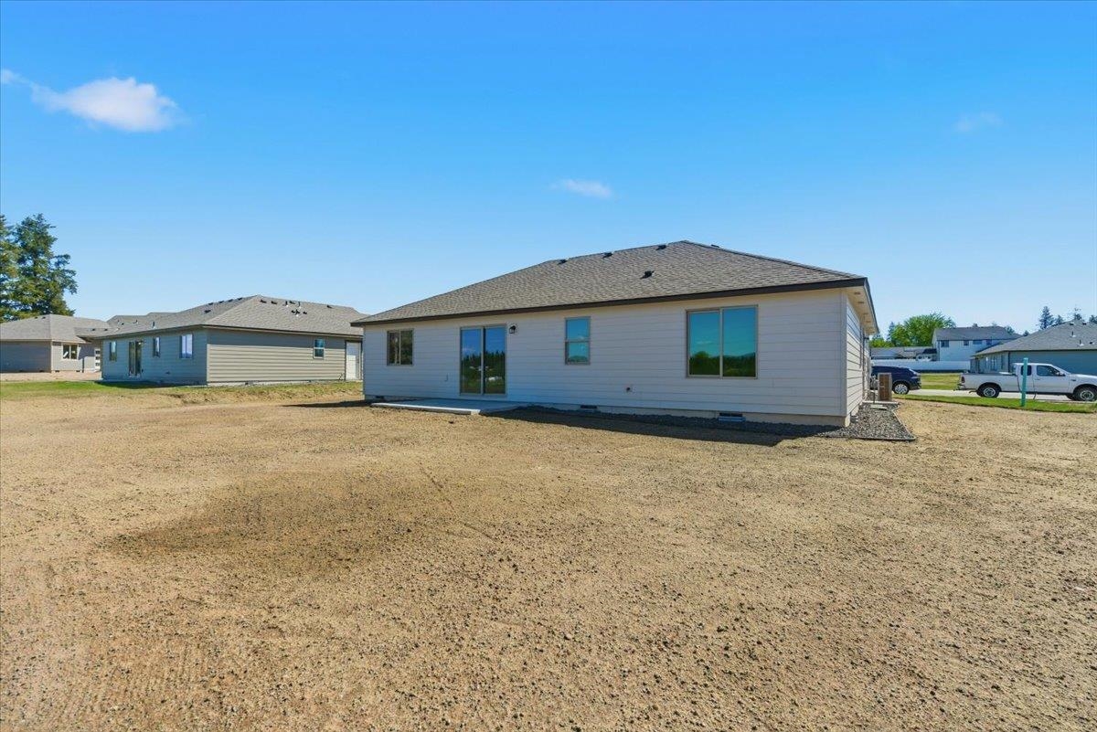 1207 N Layton Ave - Photo 28