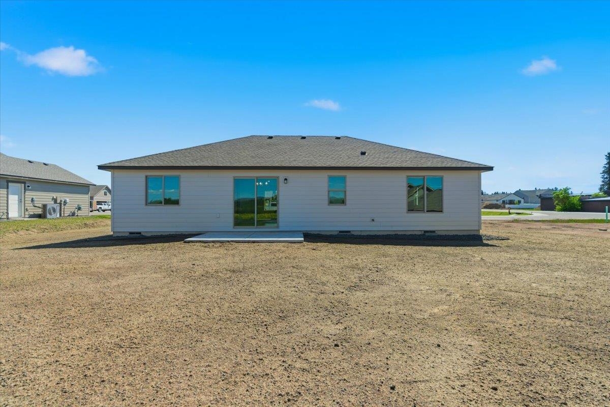 1207 N Layton Ave - Photo 29
