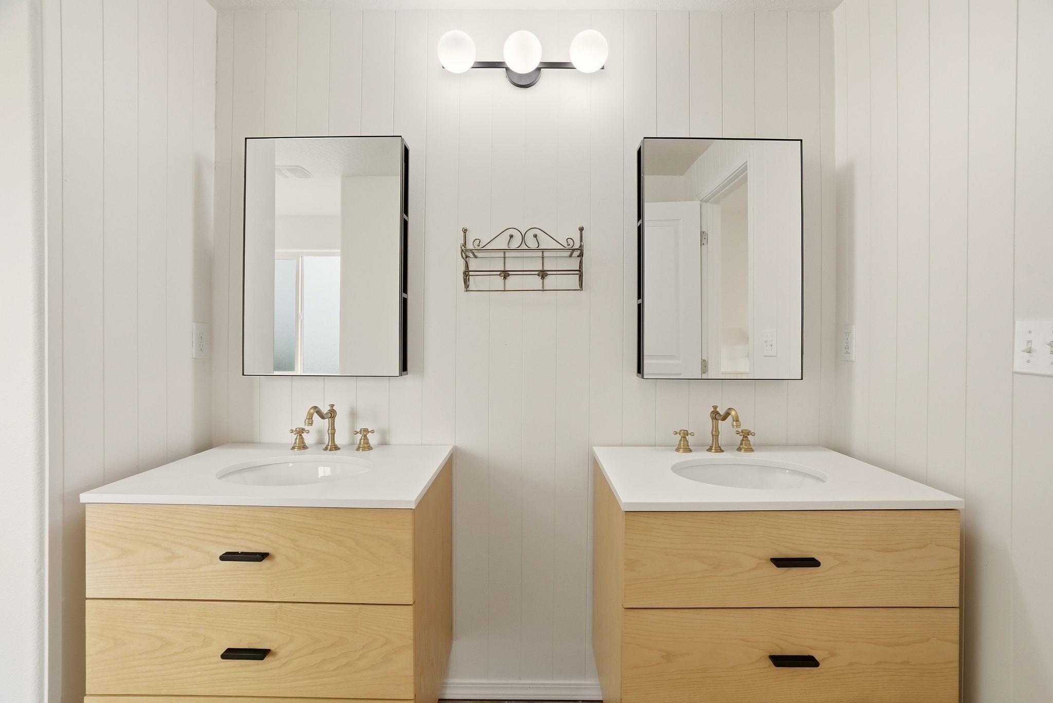 1726 N Caufield Ct - Photo 12