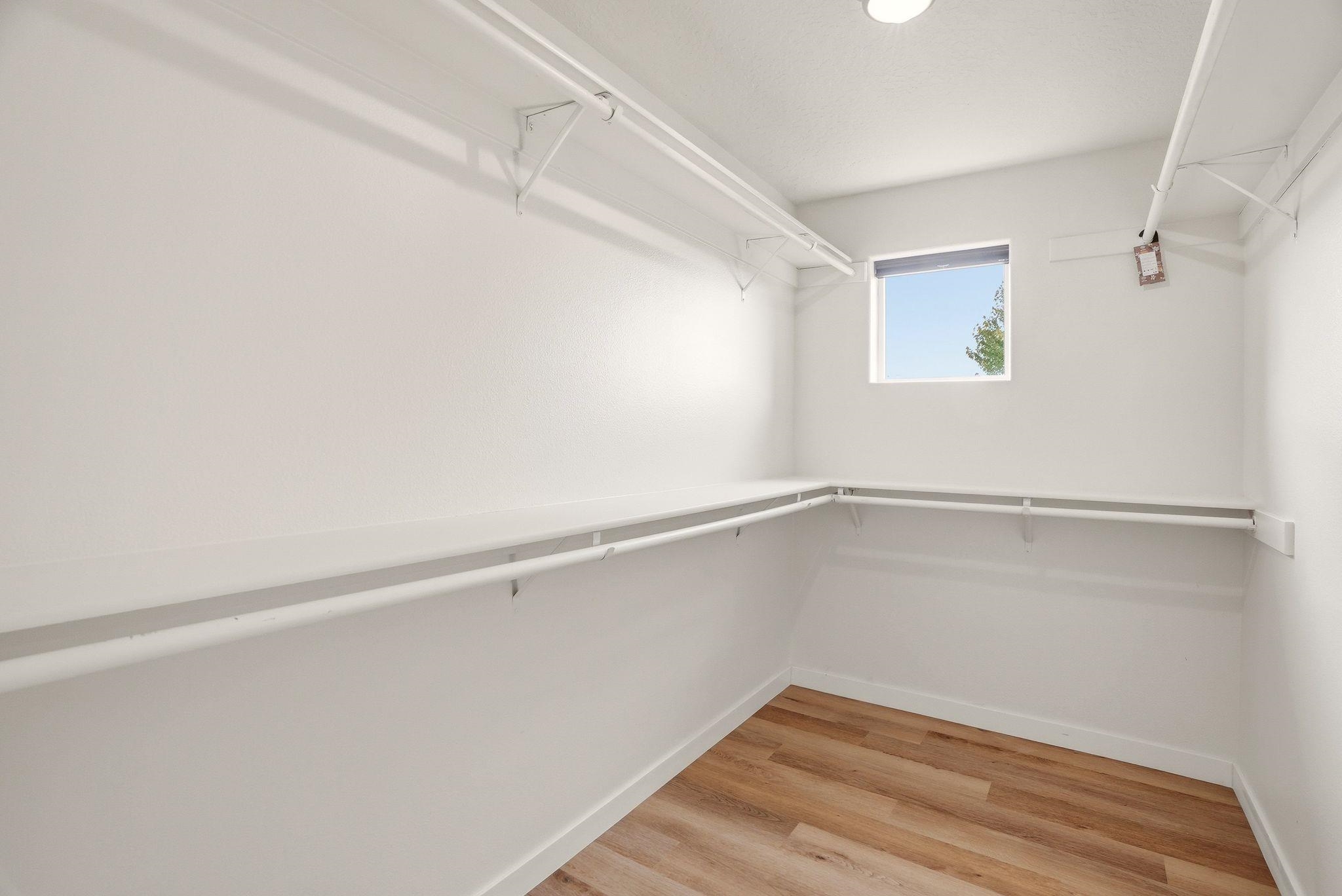 1726 N Caufield Ct - Photo 13