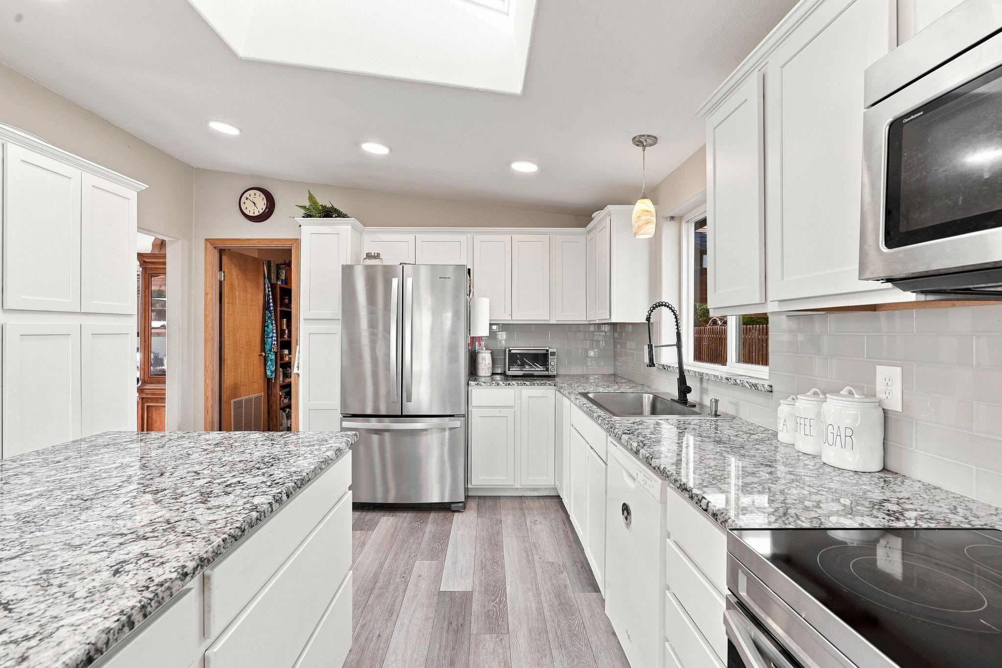 6397 Villier Rd - Photo 15