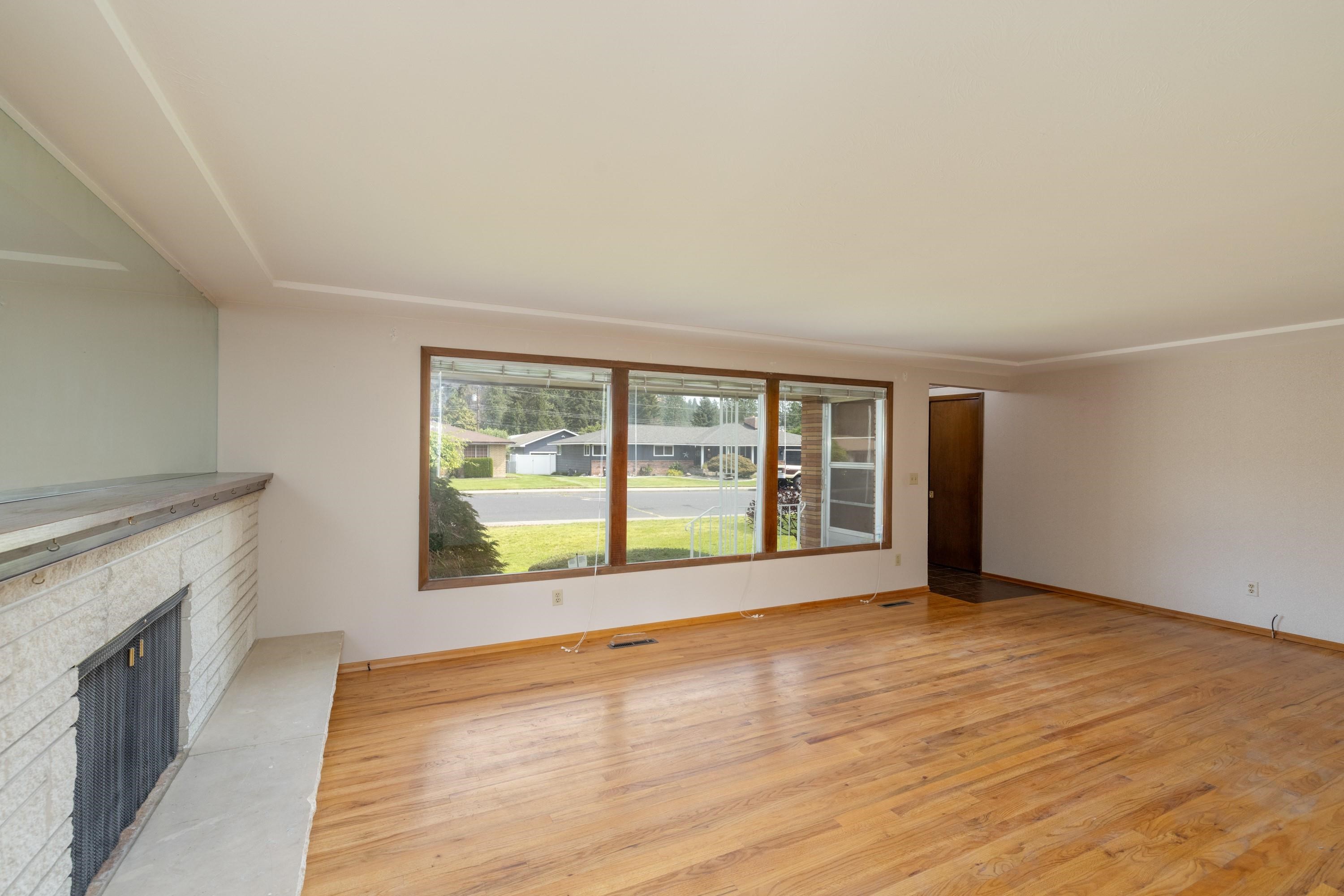 7225 N Valerie St - Photo 6