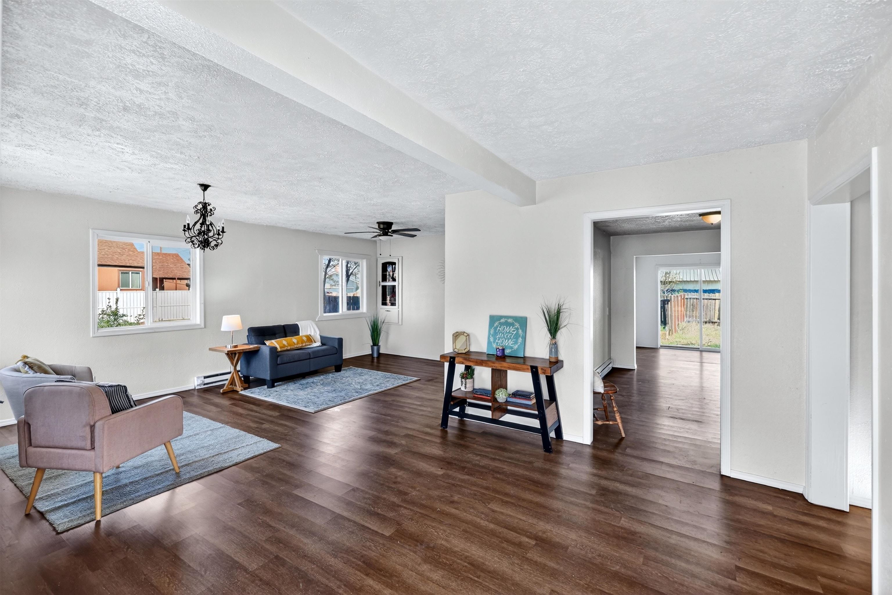 1203 E Broad Ave - Photo 2