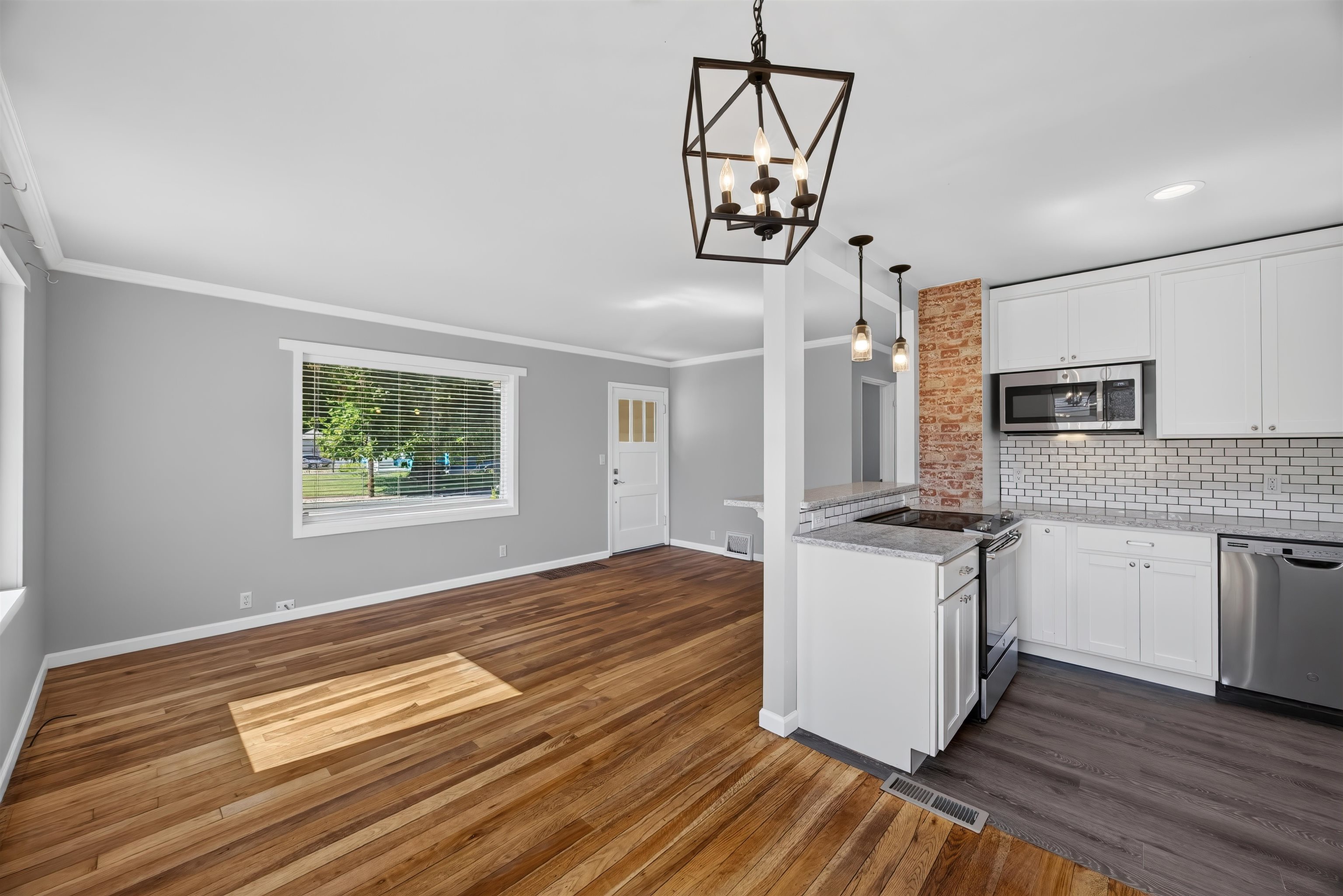 10012 N Andrew St - Photo 12