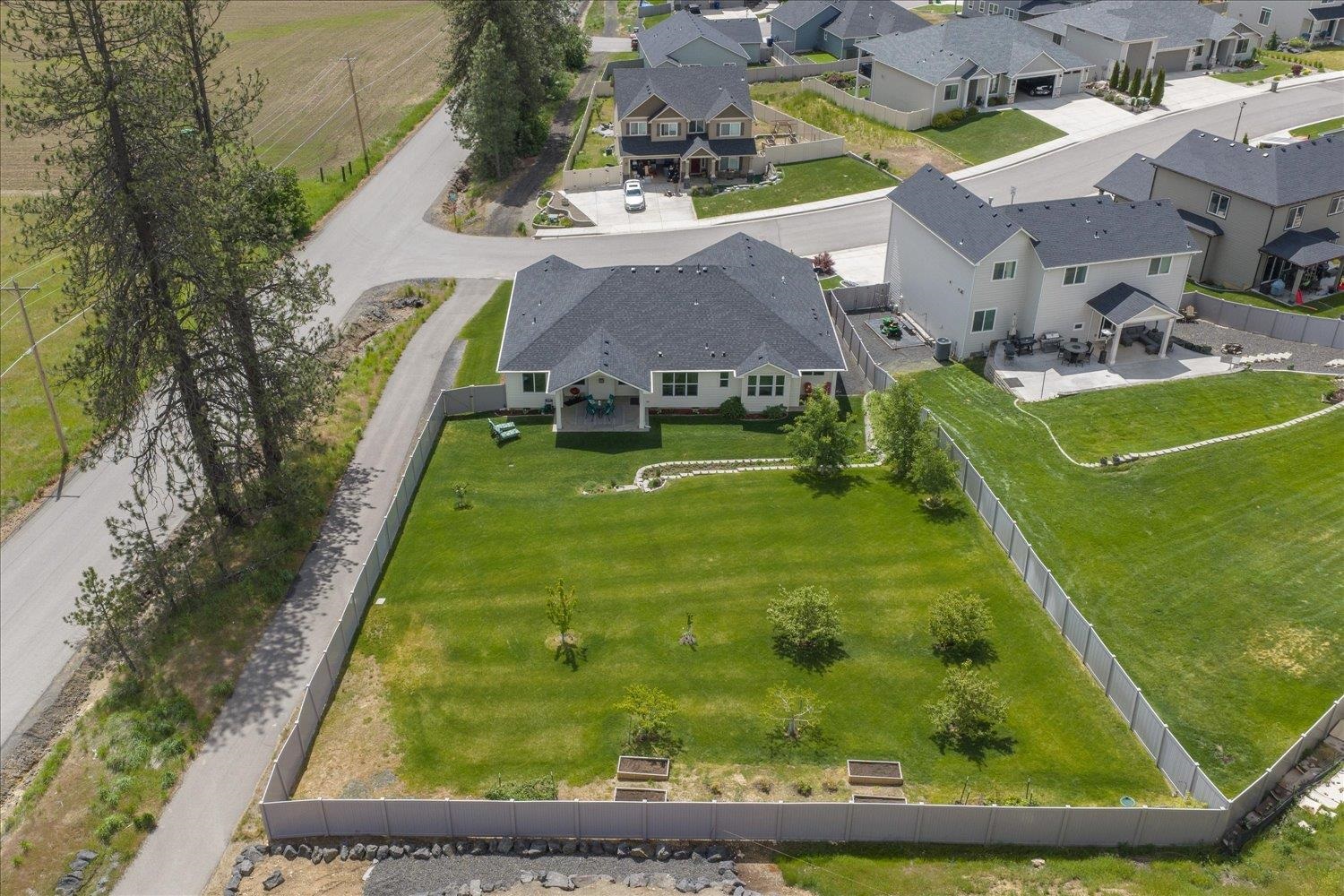 9302 W Floyd Dr - Photo 41