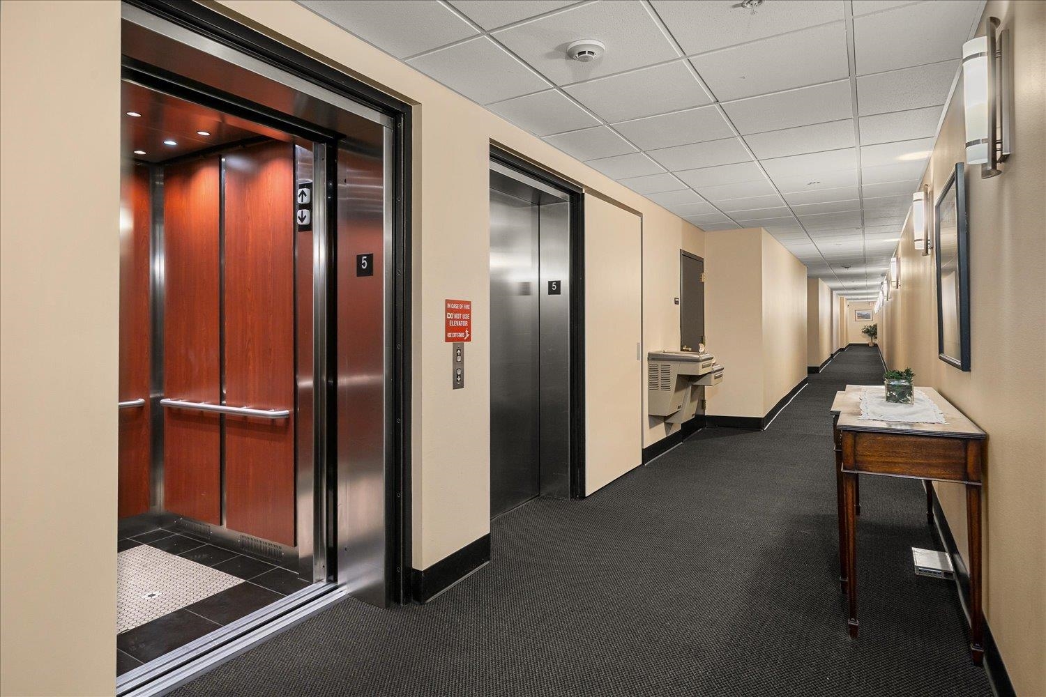 315 W Riverside Ave - Photo 4