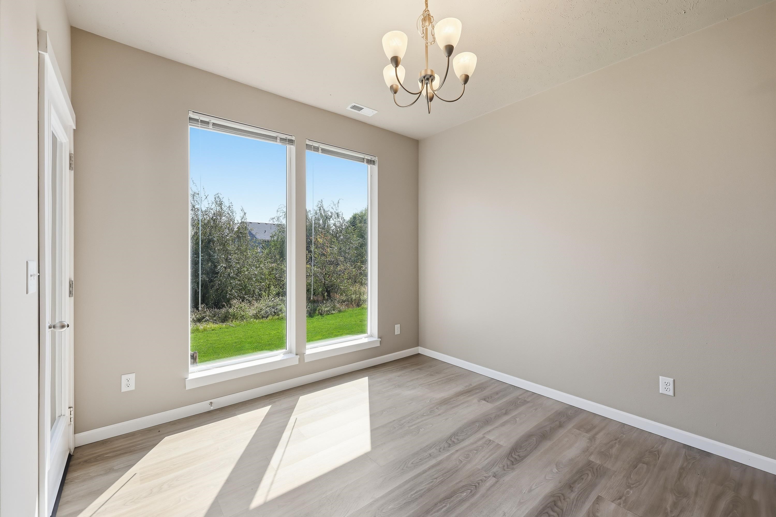 8512 N Summerhill Ln - Photo 5