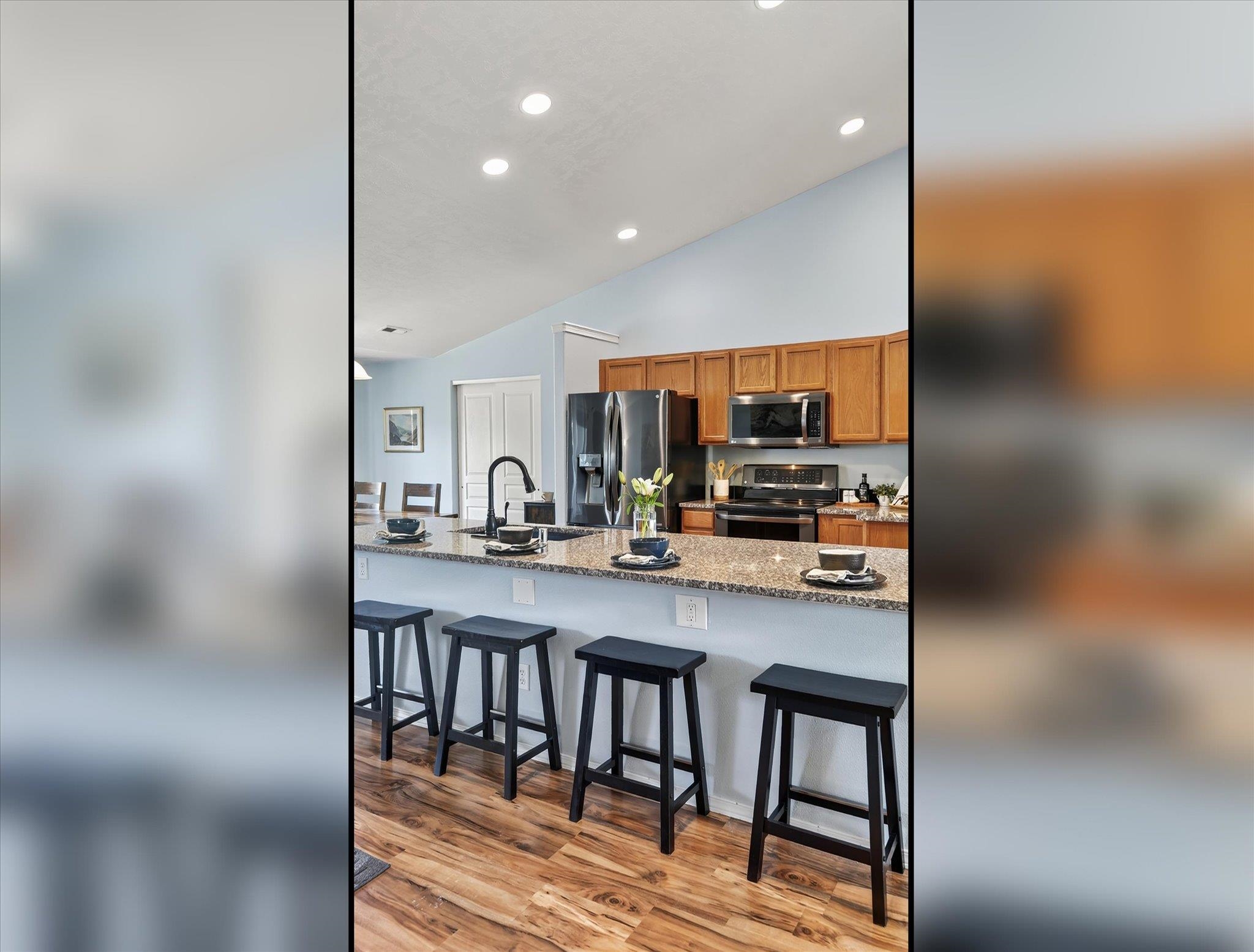 12428 W Pacific Ct - Photo 9