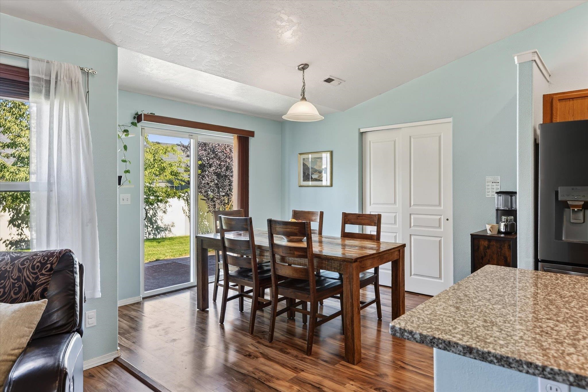 12428 W Pacific Ct - Photo 15