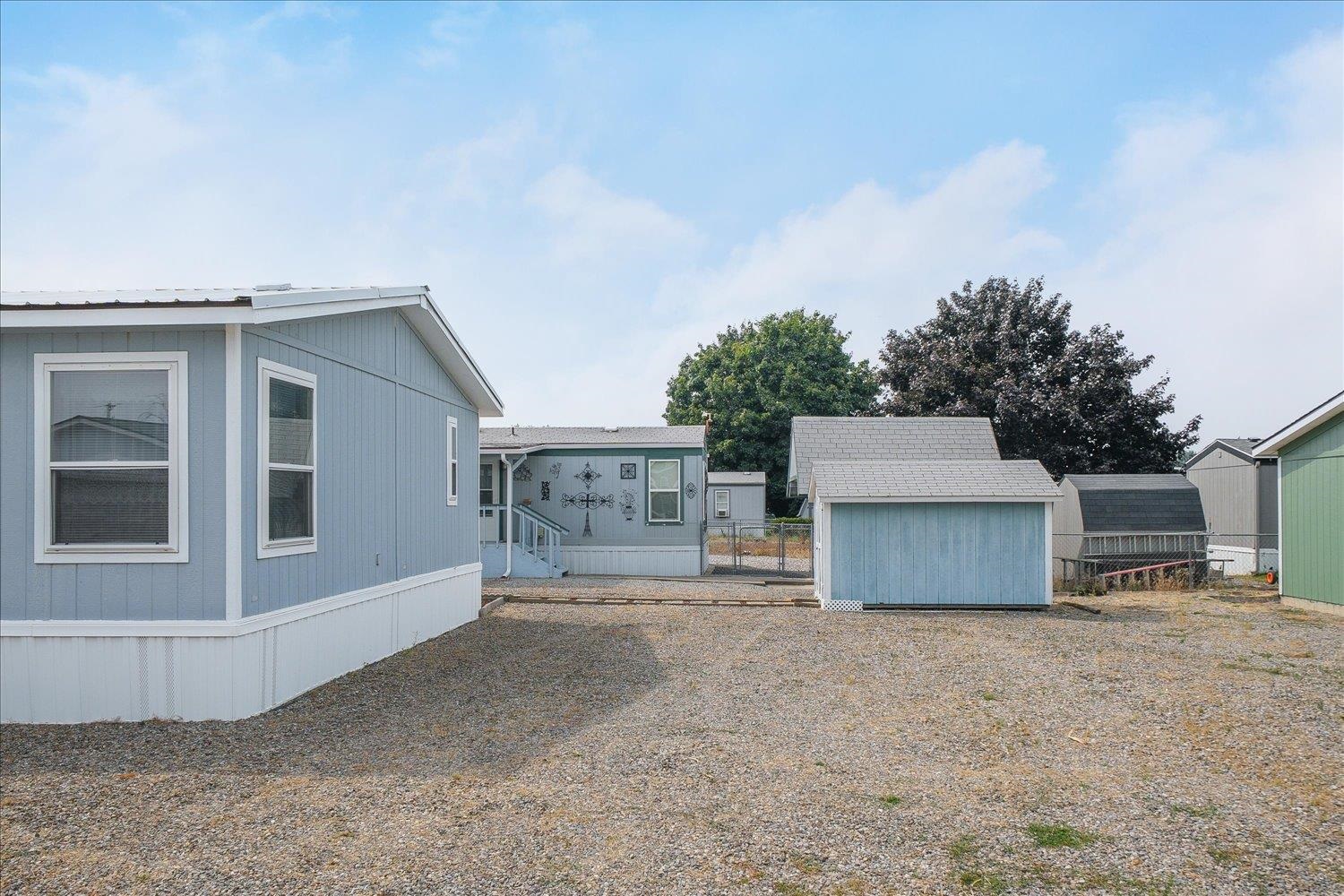 19029 E Boone Ave - Photo 28