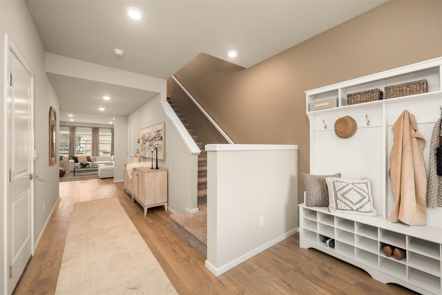 3532 S Clinton Rd - Photo 2
