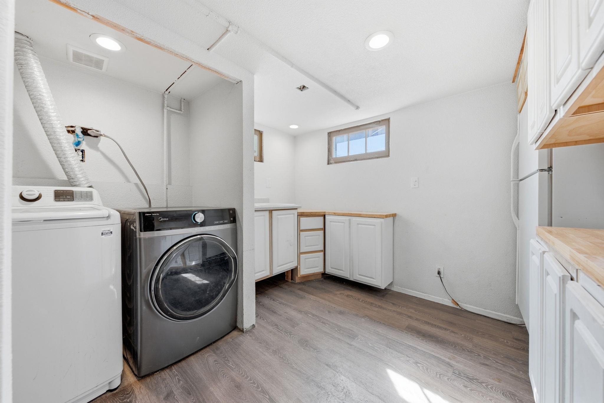 1410 E Thurston Ave - Photo 24