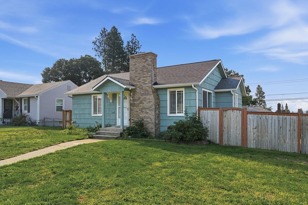 2527 W Lacrosse Ave - Photo 4