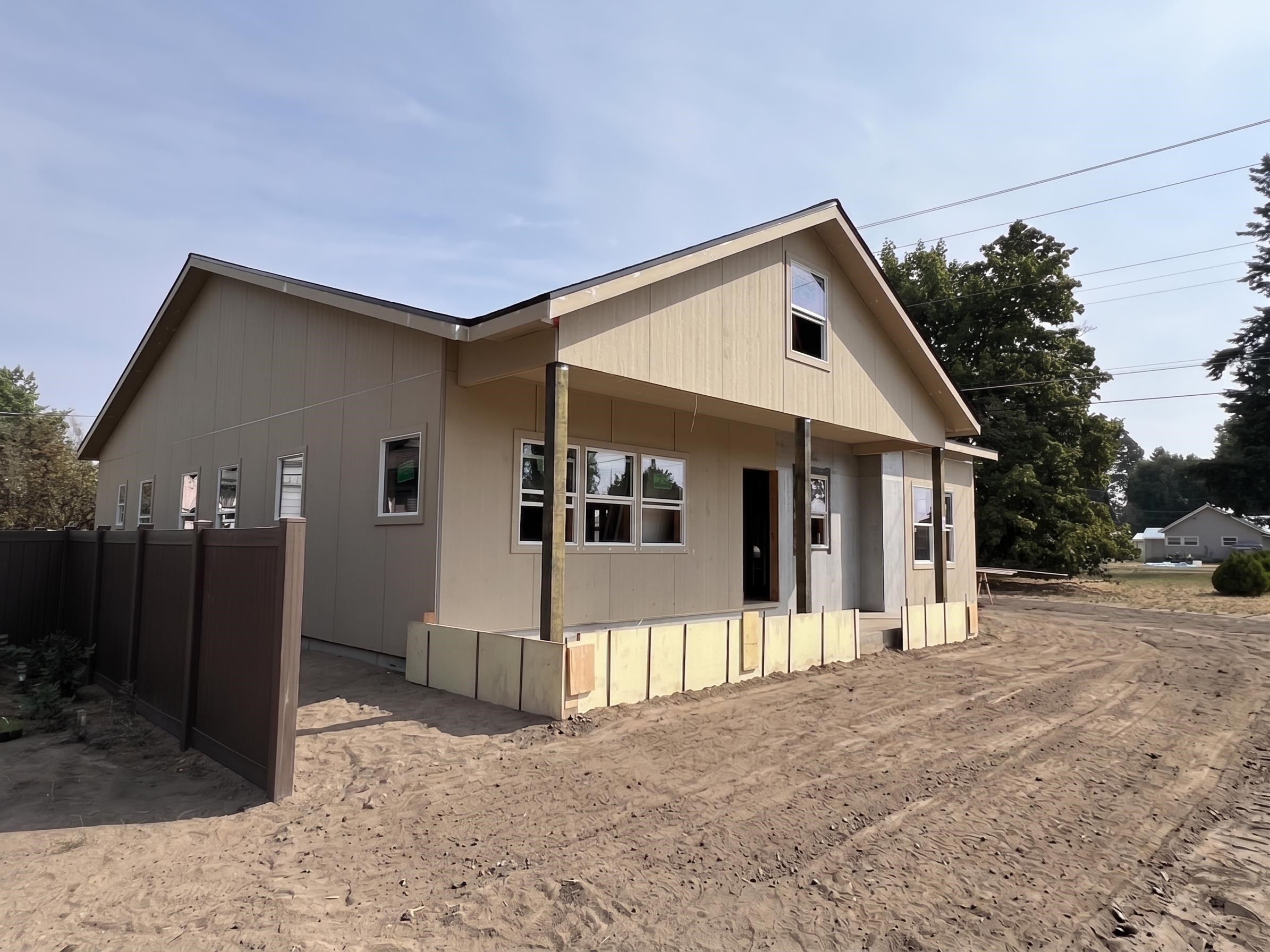 818 W Nebraska Ave - Photo 4