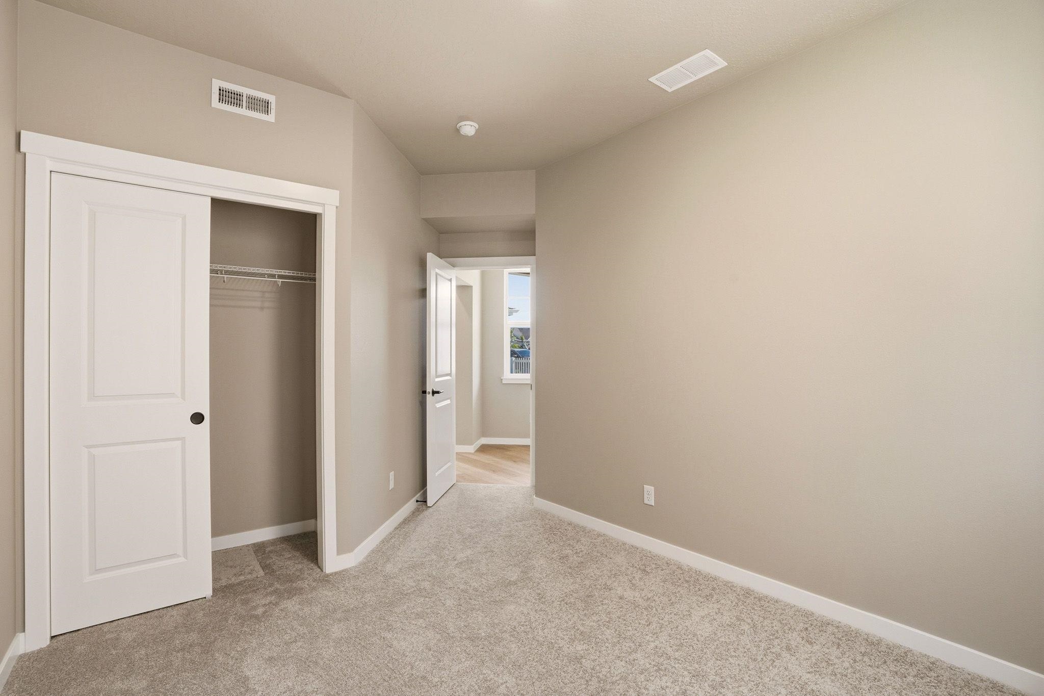 2587 N Rydal Ln - Photo 17