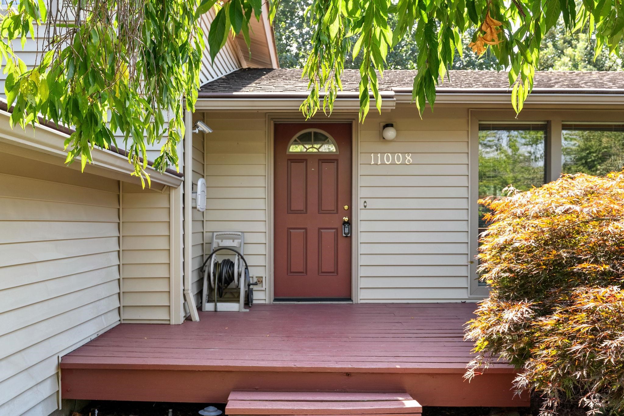 11008 E 35th Ave - Photo 8