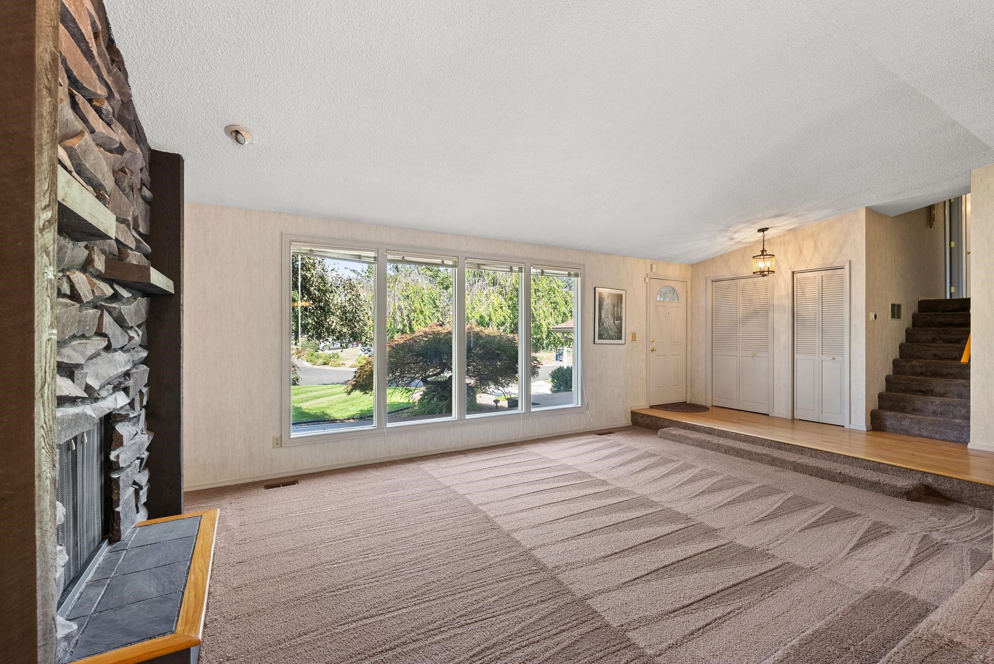11008 E 35th Ave - Photo 11