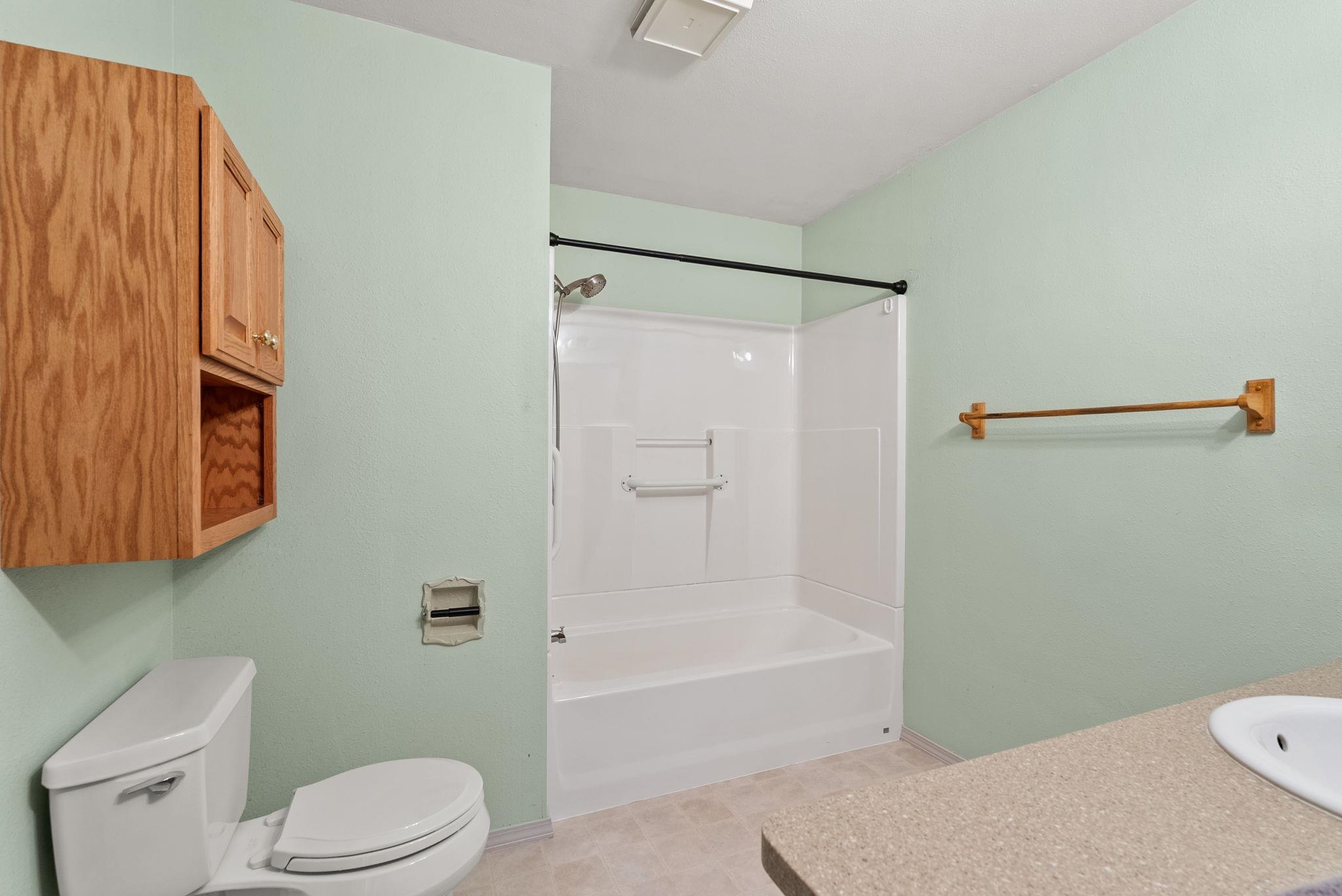 11008 E 35th Ave - Photo 24