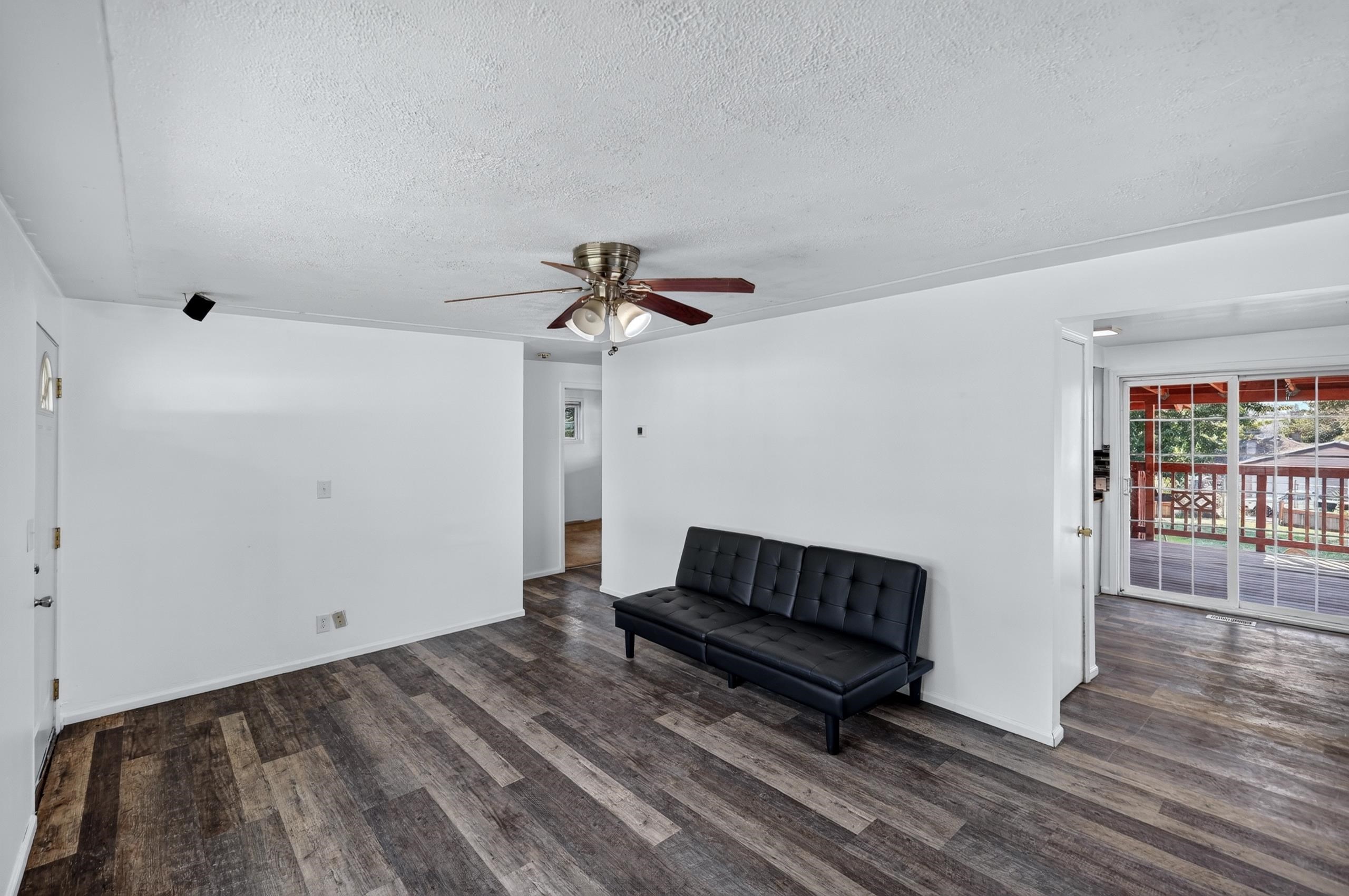 3524 E CLEVELAND Ave - Photo 3