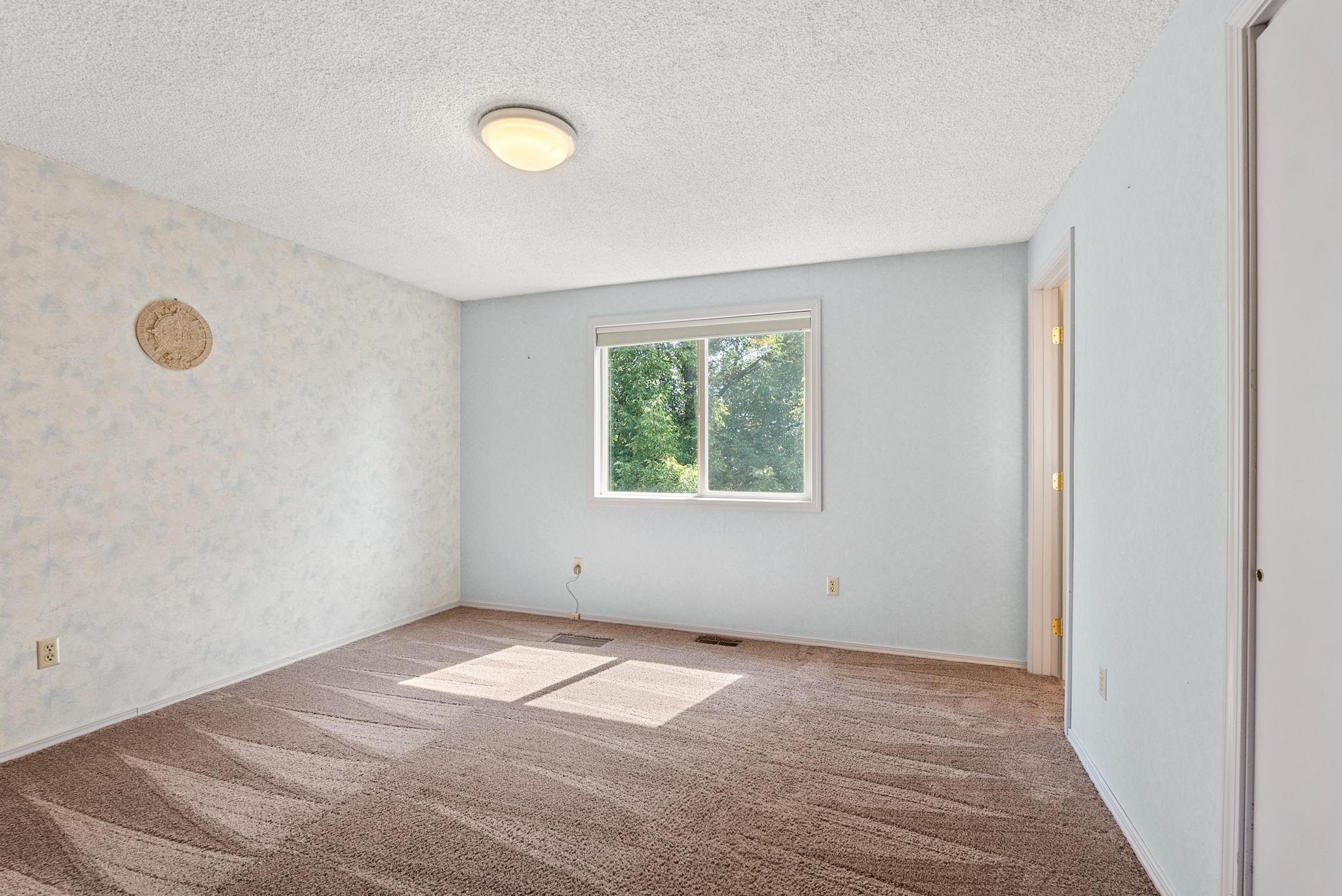 11008 E 35th Ave - Photo 19