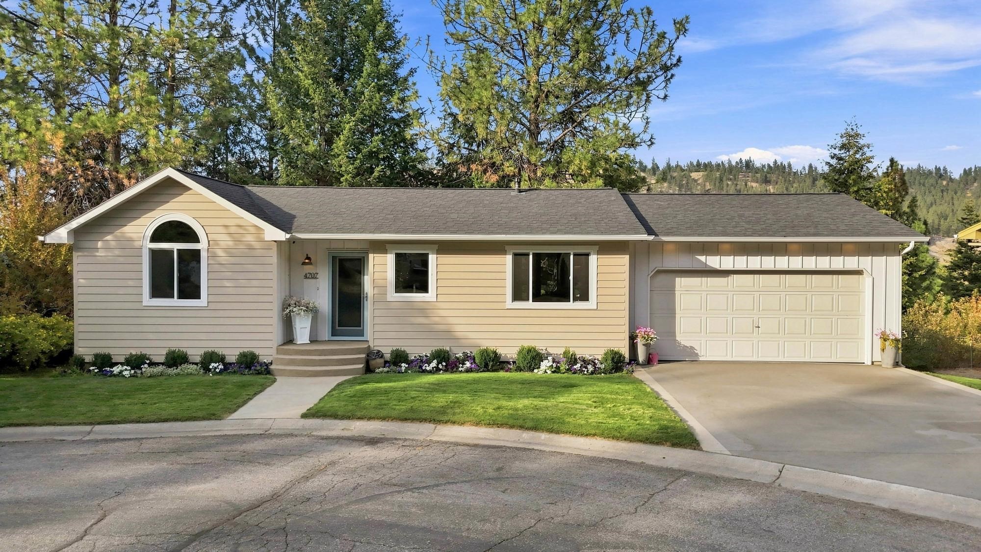 4707 S Keyes Ct - Photo 1