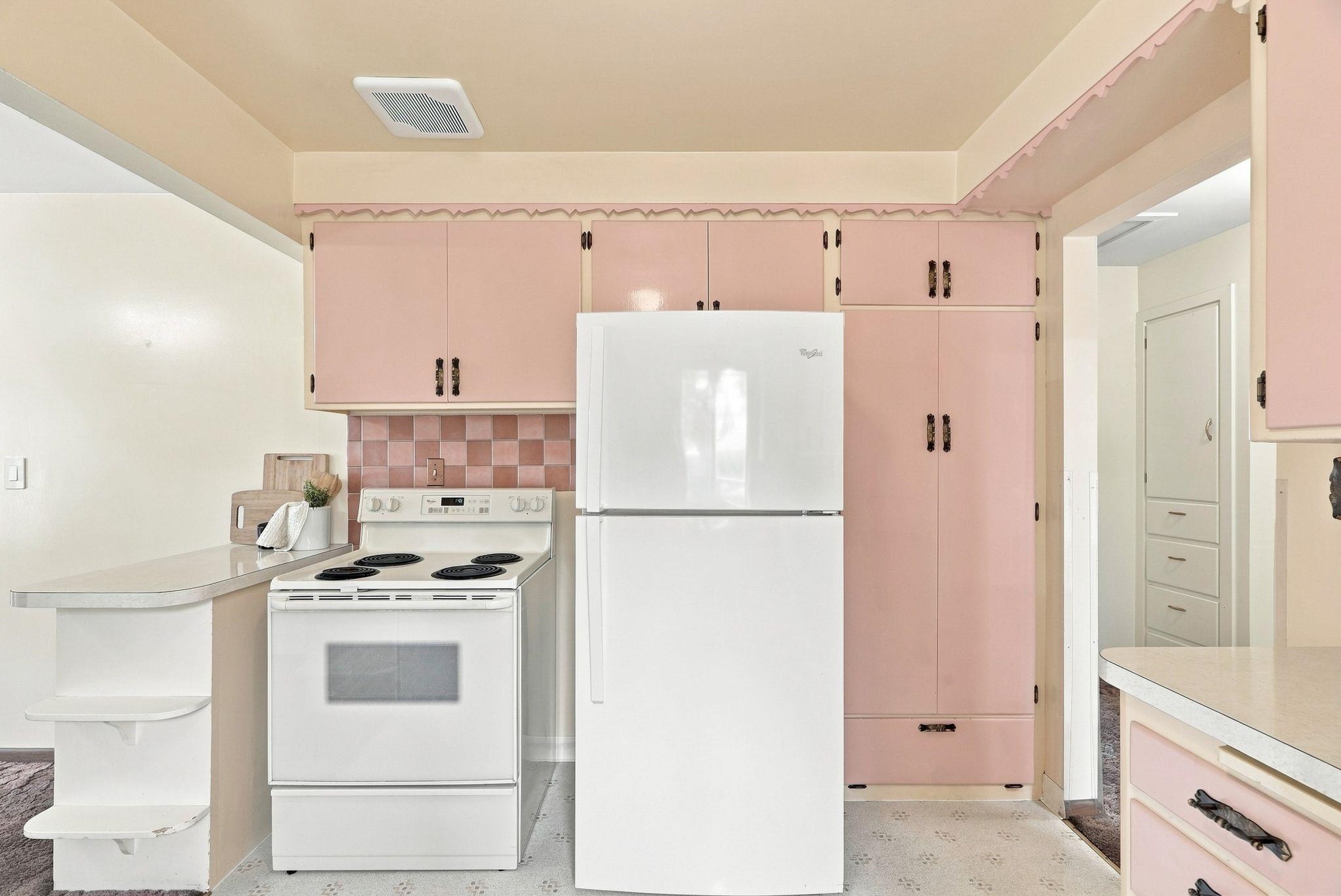 8608 E Bridgeport Ave - Photo 13