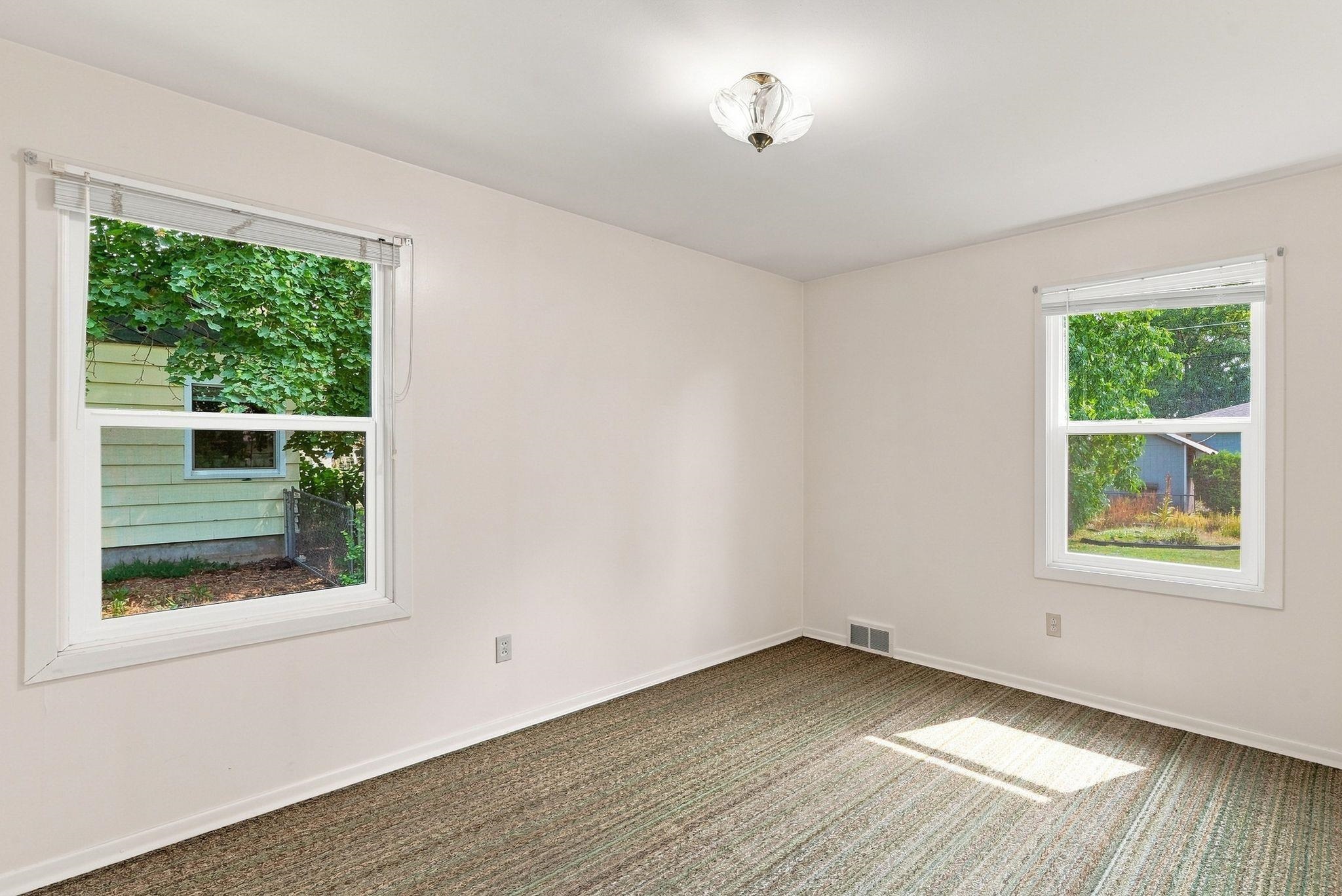 8608 E Bridgeport Ave - Photo 19