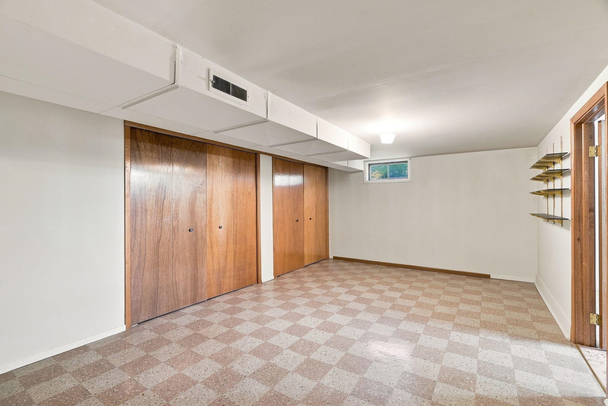 8608 E Bridgeport Ave - Photo 20