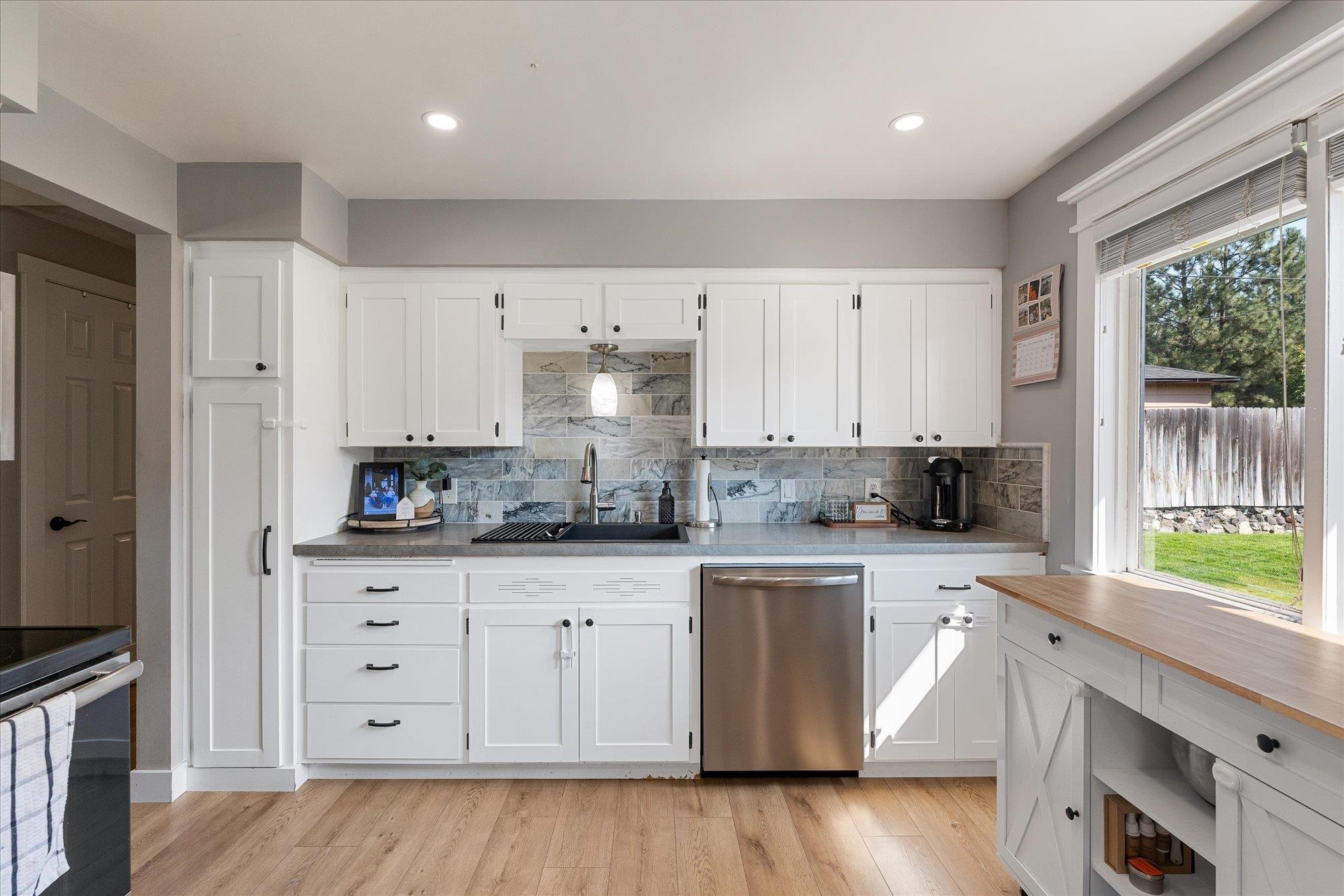 6516 N Hartley St - Photo 9