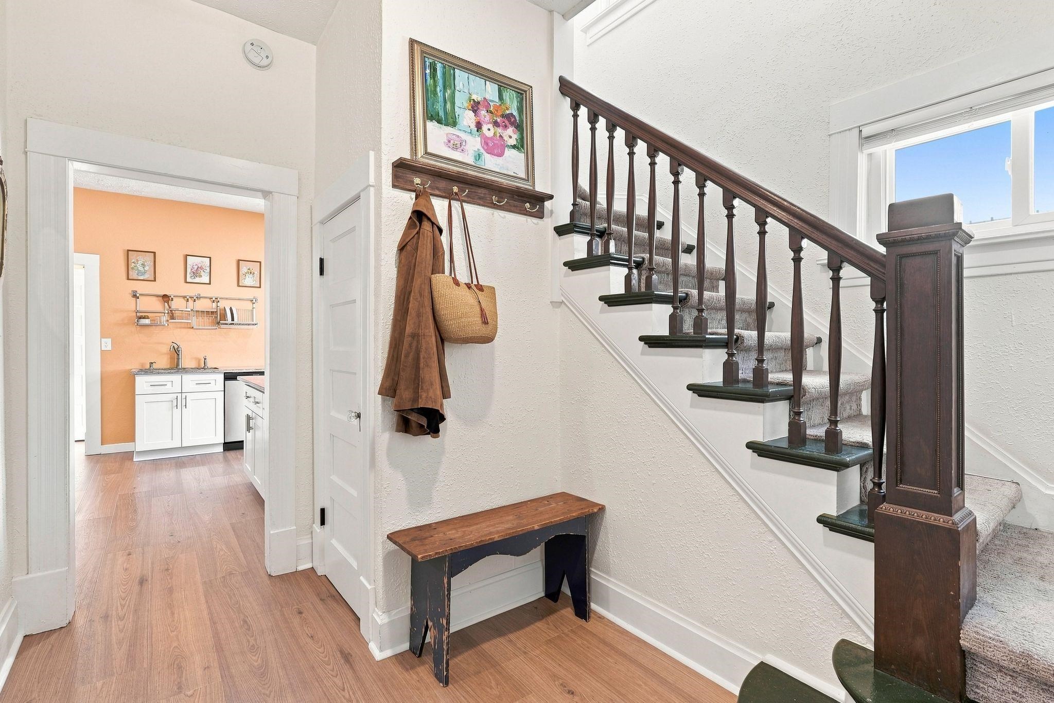1039 W 11TH Ave - Photo 5